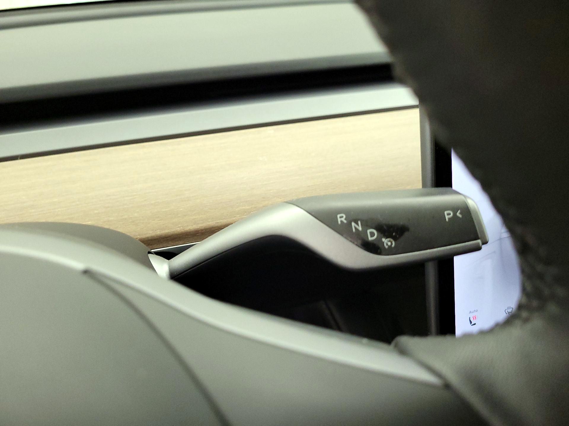 Thumbnail: 2023 Tesla Model 3 - 16