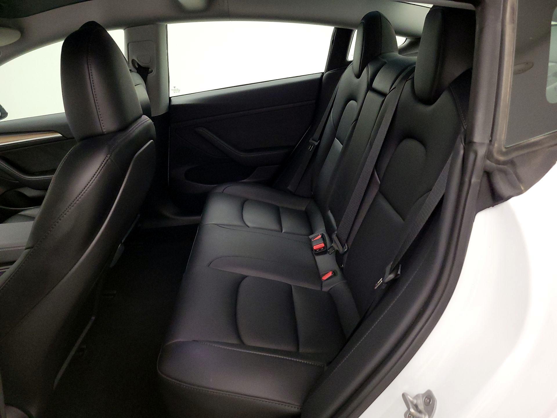 Thumbnail: 2023 Tesla Model 3 - 17