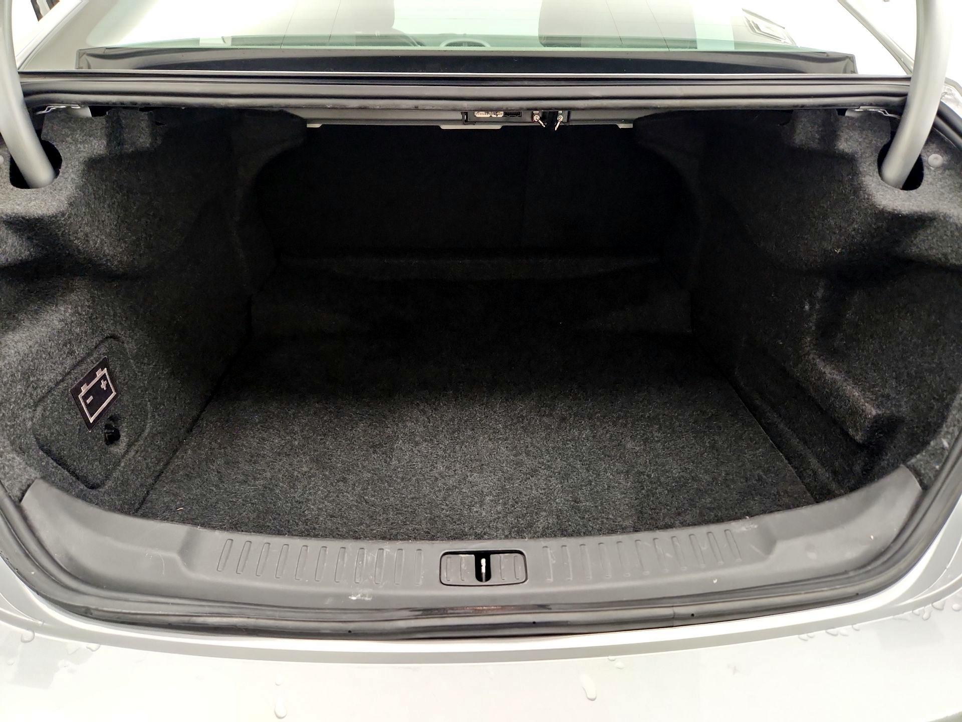 Thumbnail: 2016 Chevrolet Malibu - 19