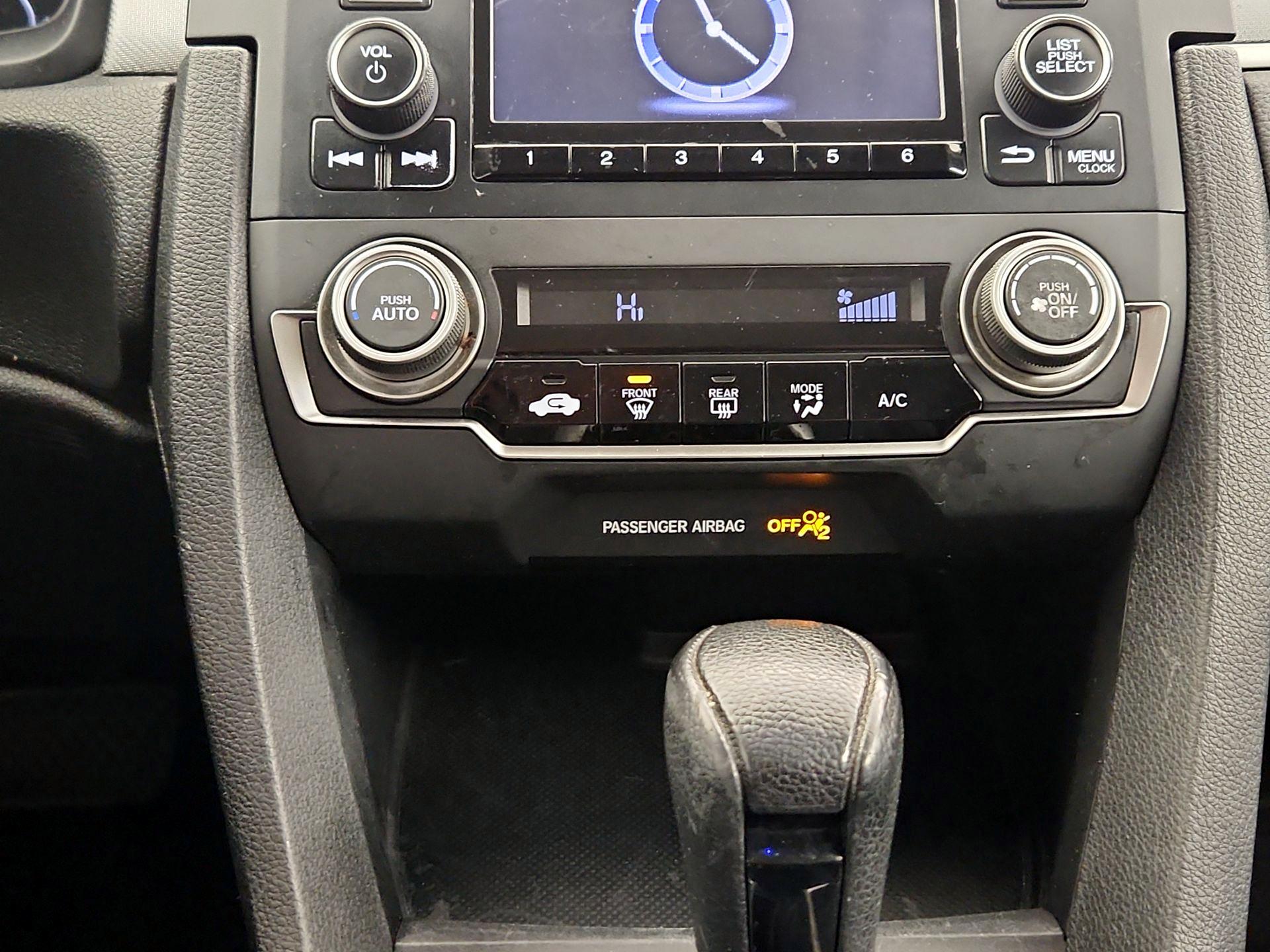 Thumbnail: 2016 Honda Civic - 16