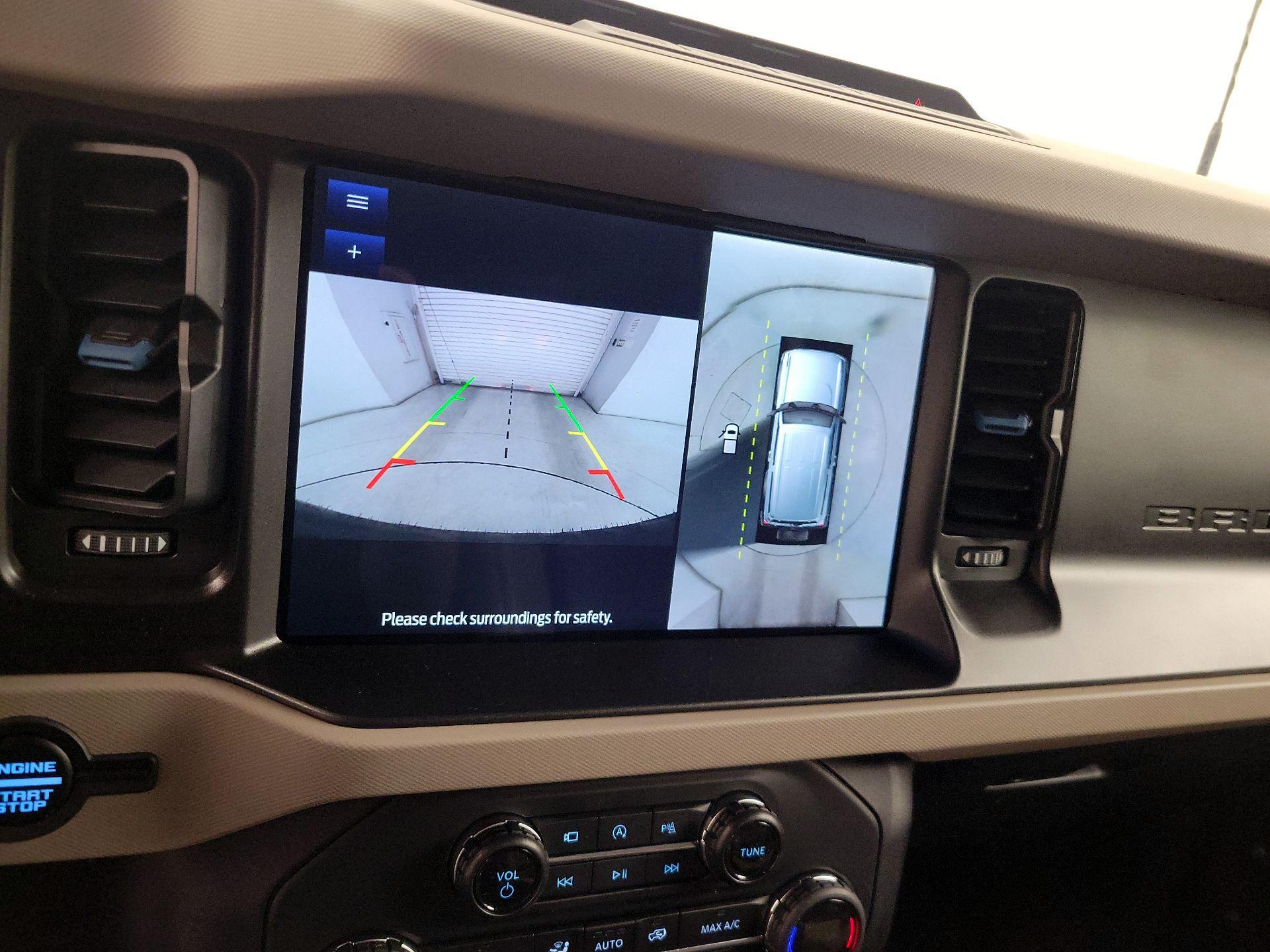 Thumbnail: 2023 Ford Bronco - 15