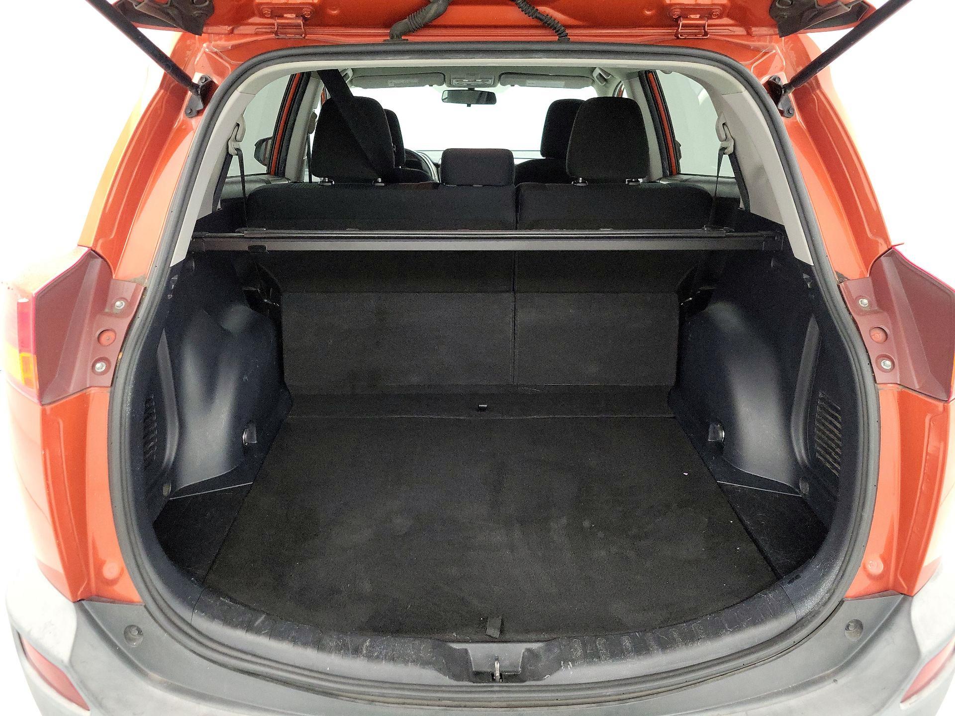 Thumbnail: 2015 Toyota RAV4 - 20