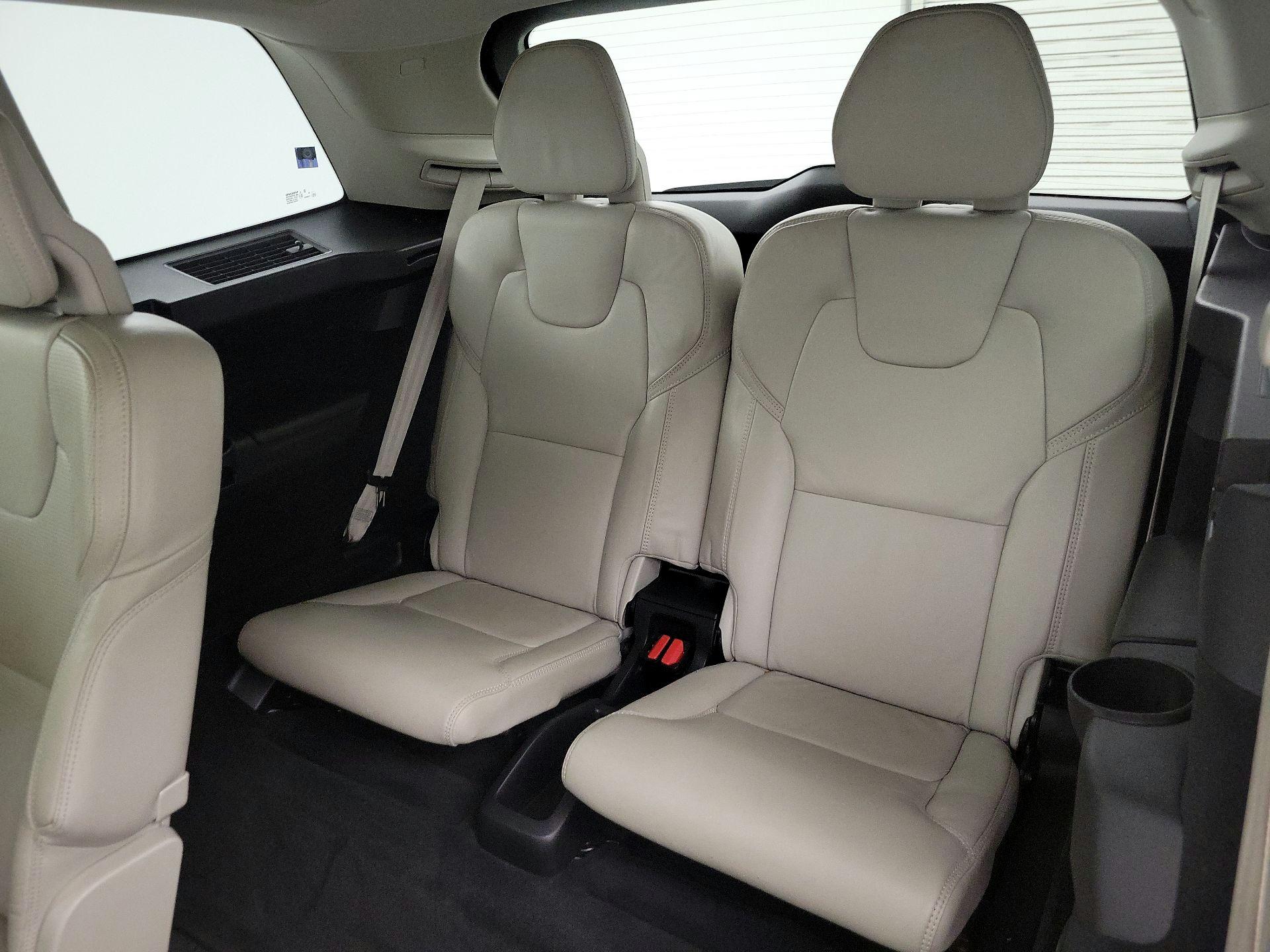 Thumbnail: 2021 Volvo XC90 - 20