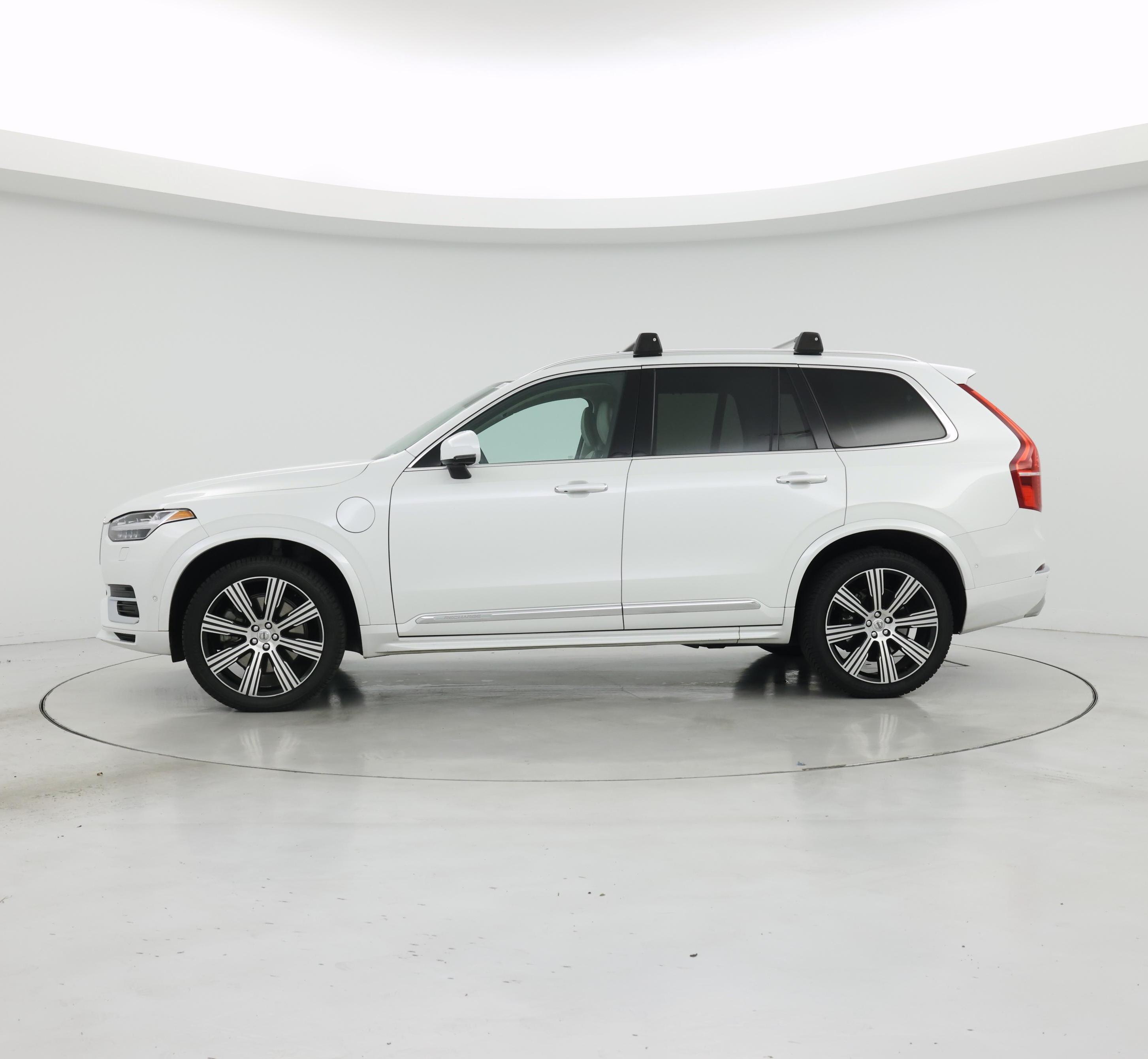 Thumbnail: 2021 Volvo XC90 - 3