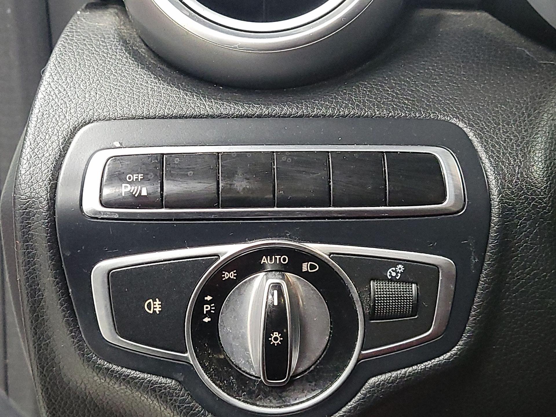 Thumbnail: 2017 Mercedes-Benz C-Class - 13