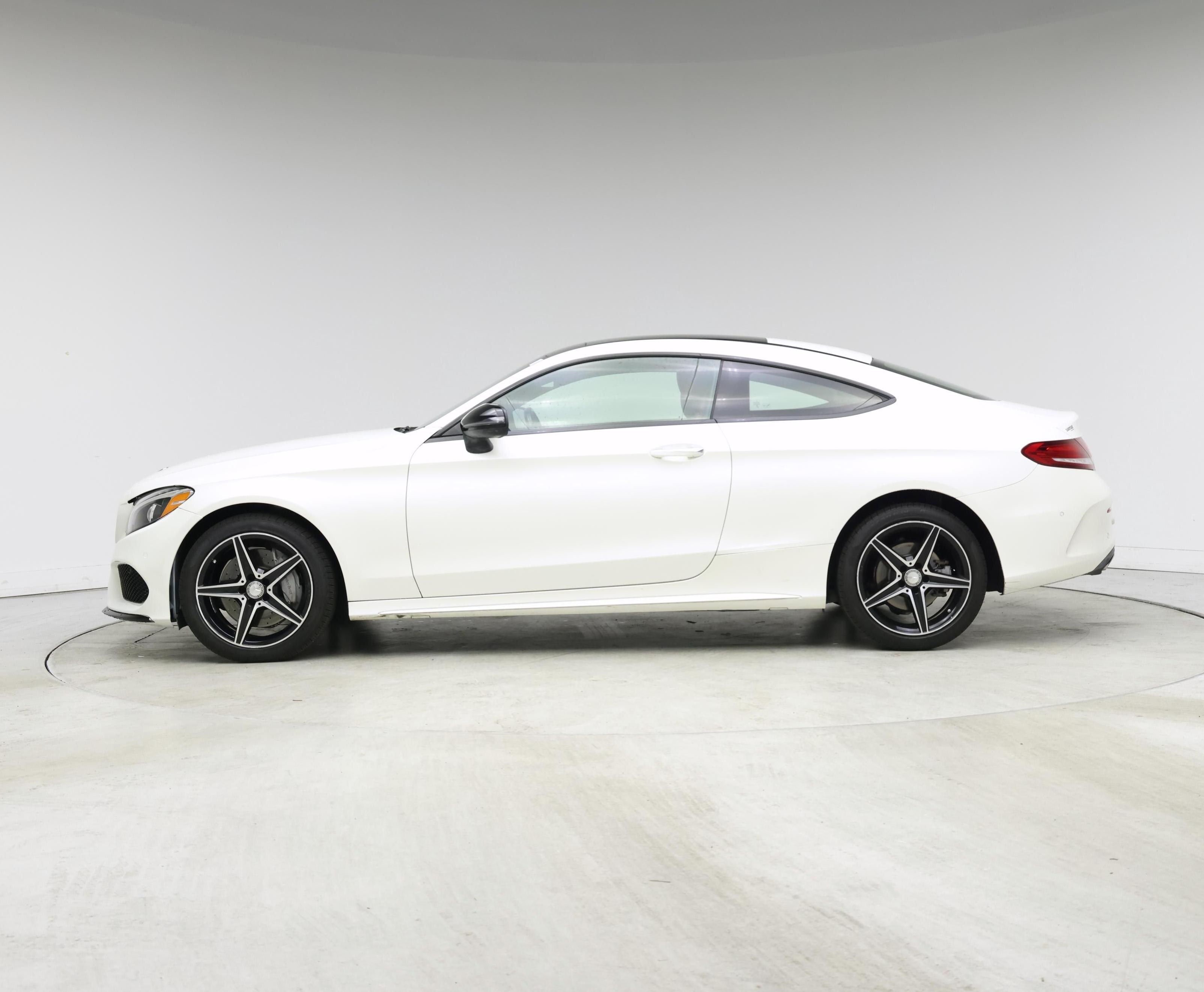 Thumbnail: 2017 Mercedes-Benz C-Class - 3