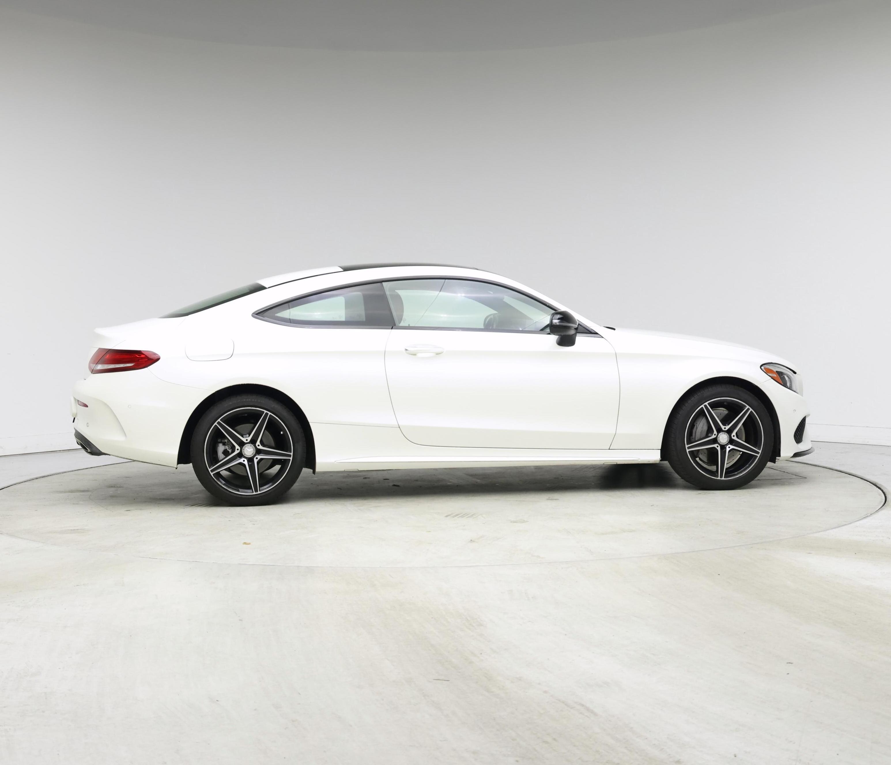 Thumbnail: 2017 Mercedes-Benz C-Class - 7