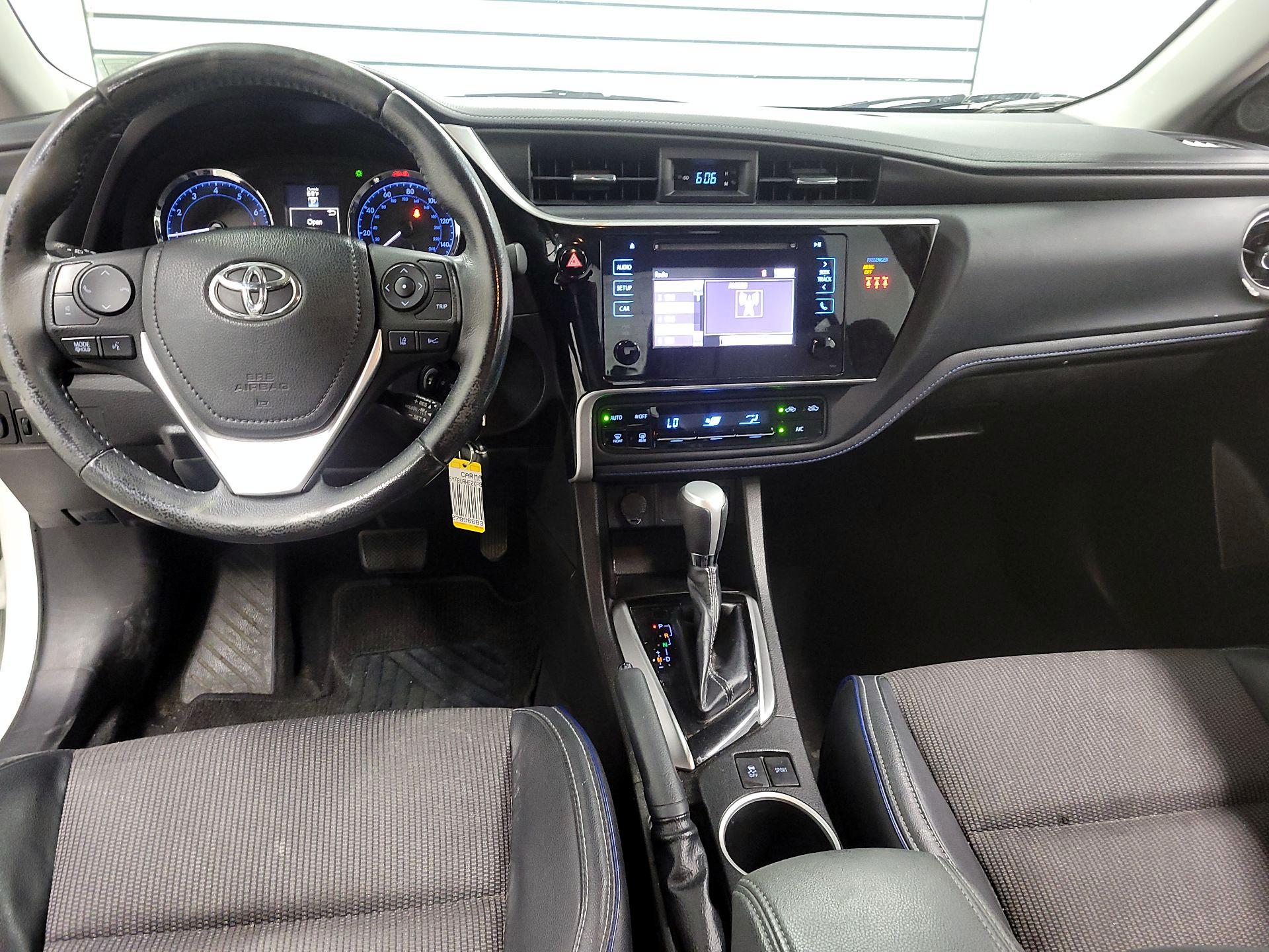 Thumbnail: 2019 Toyota Corolla - 9