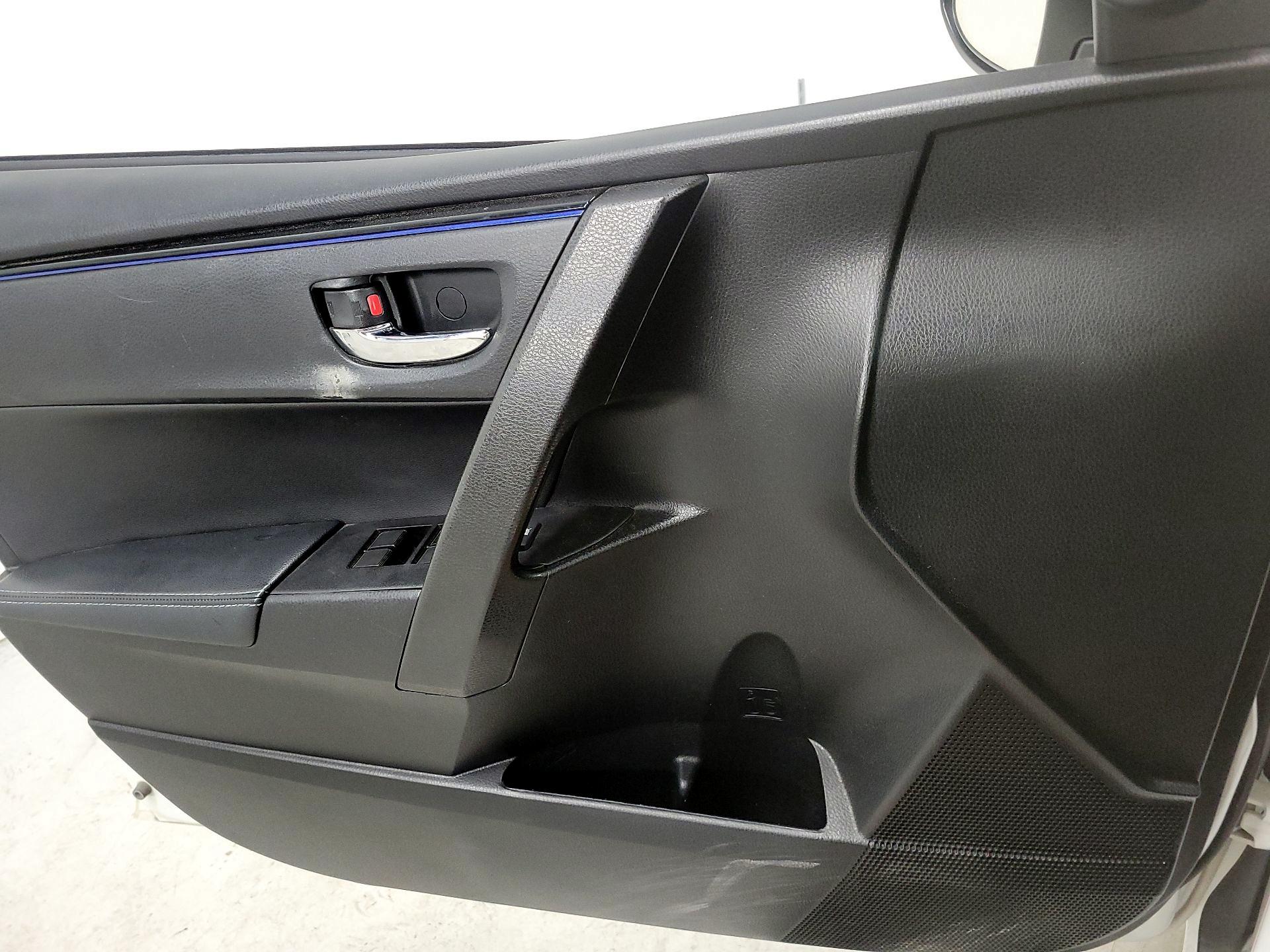 Thumbnail: 2019 Toyota Corolla - 12