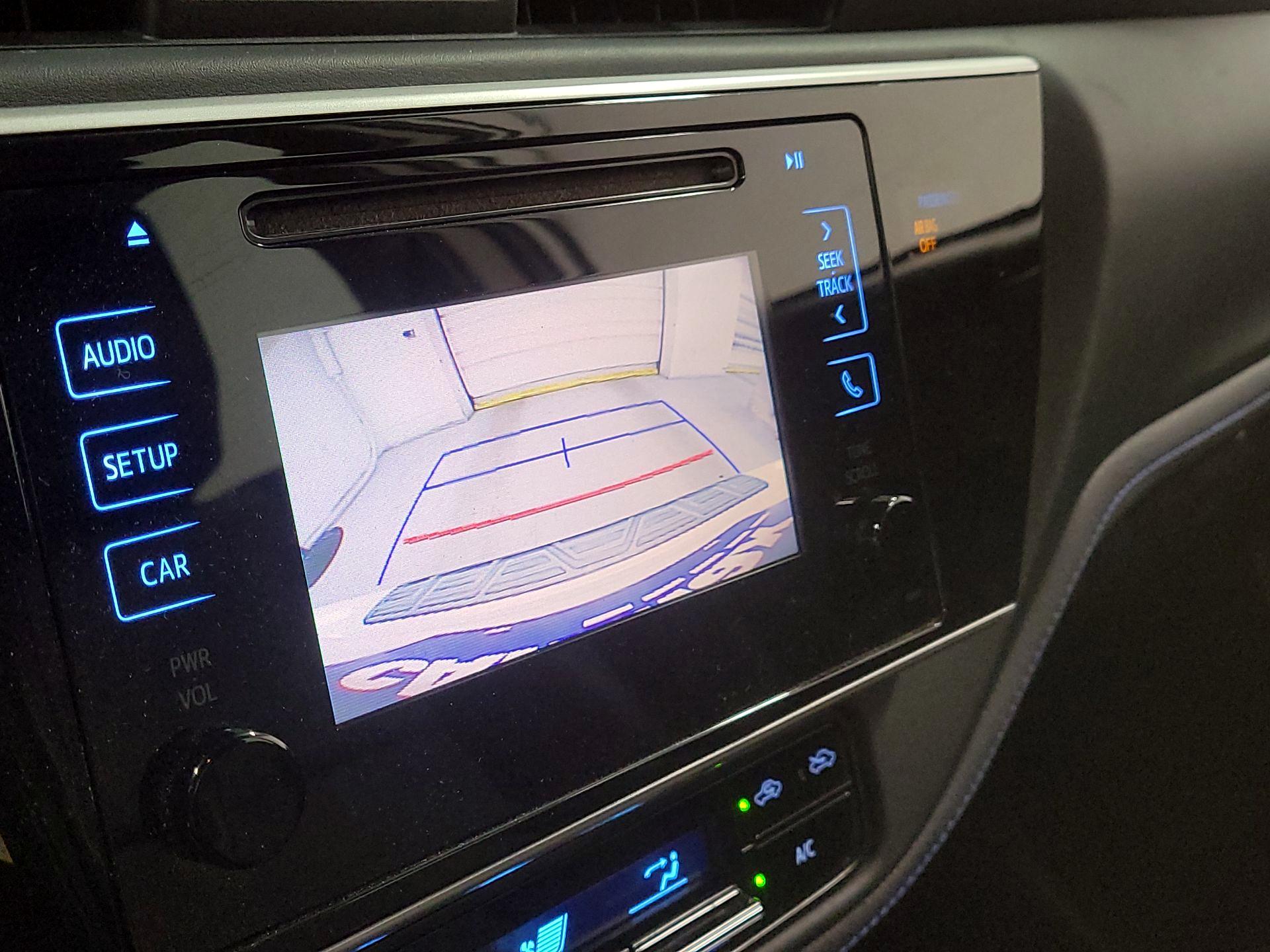 Thumbnail: 2019 Toyota Corolla - 14