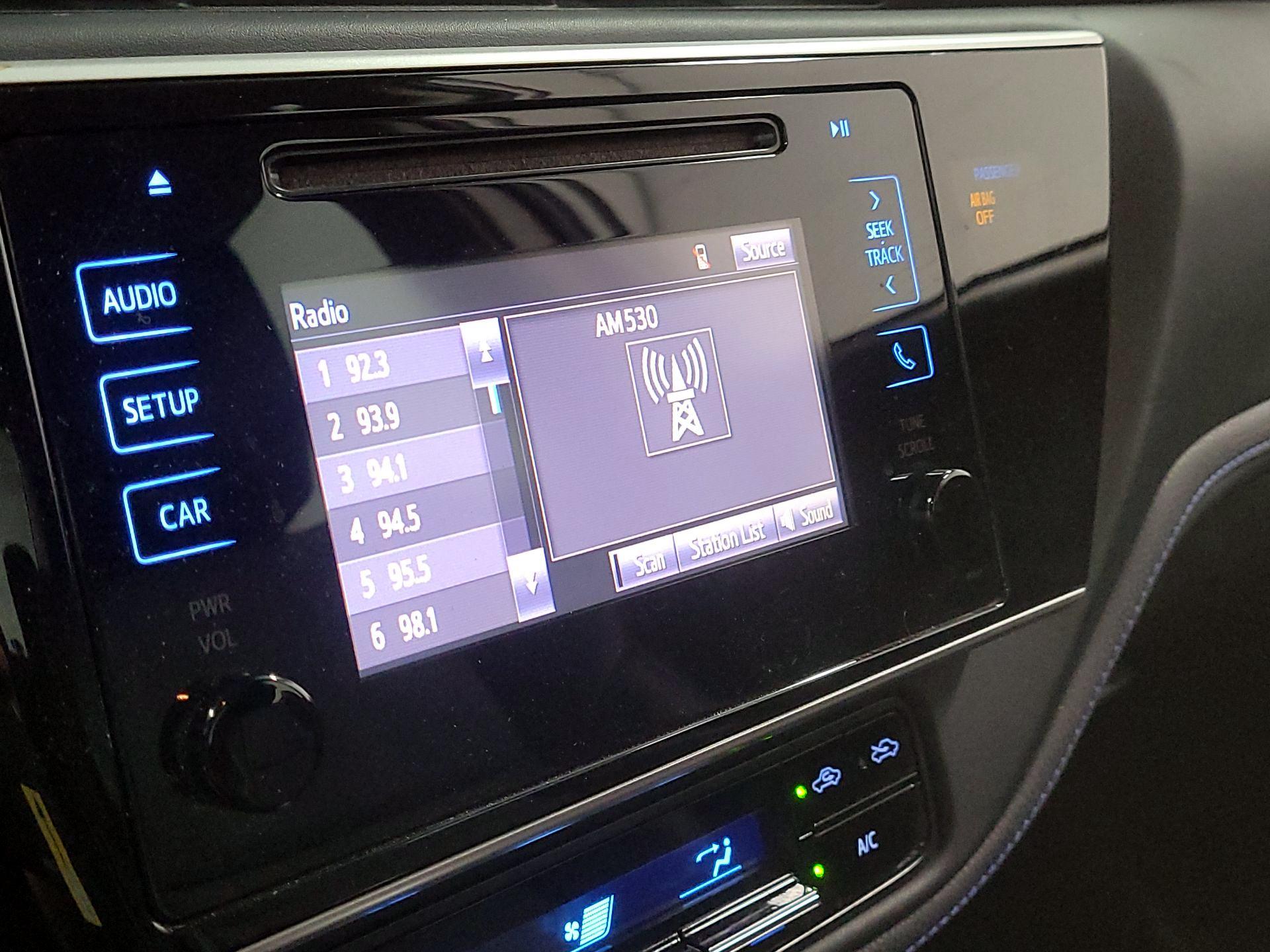 Thumbnail: 2019 Toyota Corolla - 15