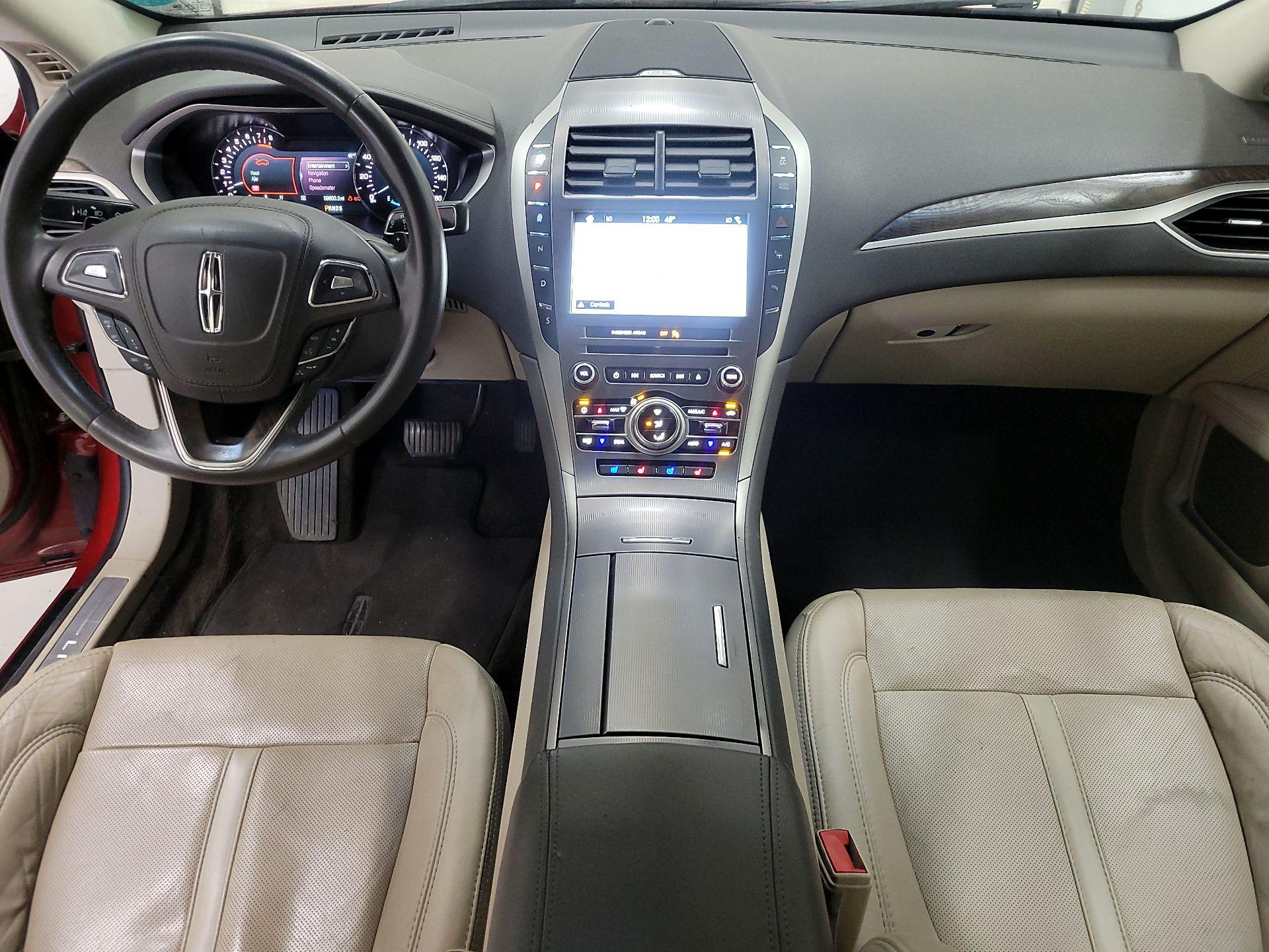 Thumbnail: 2017 Lincoln MKZ - 9