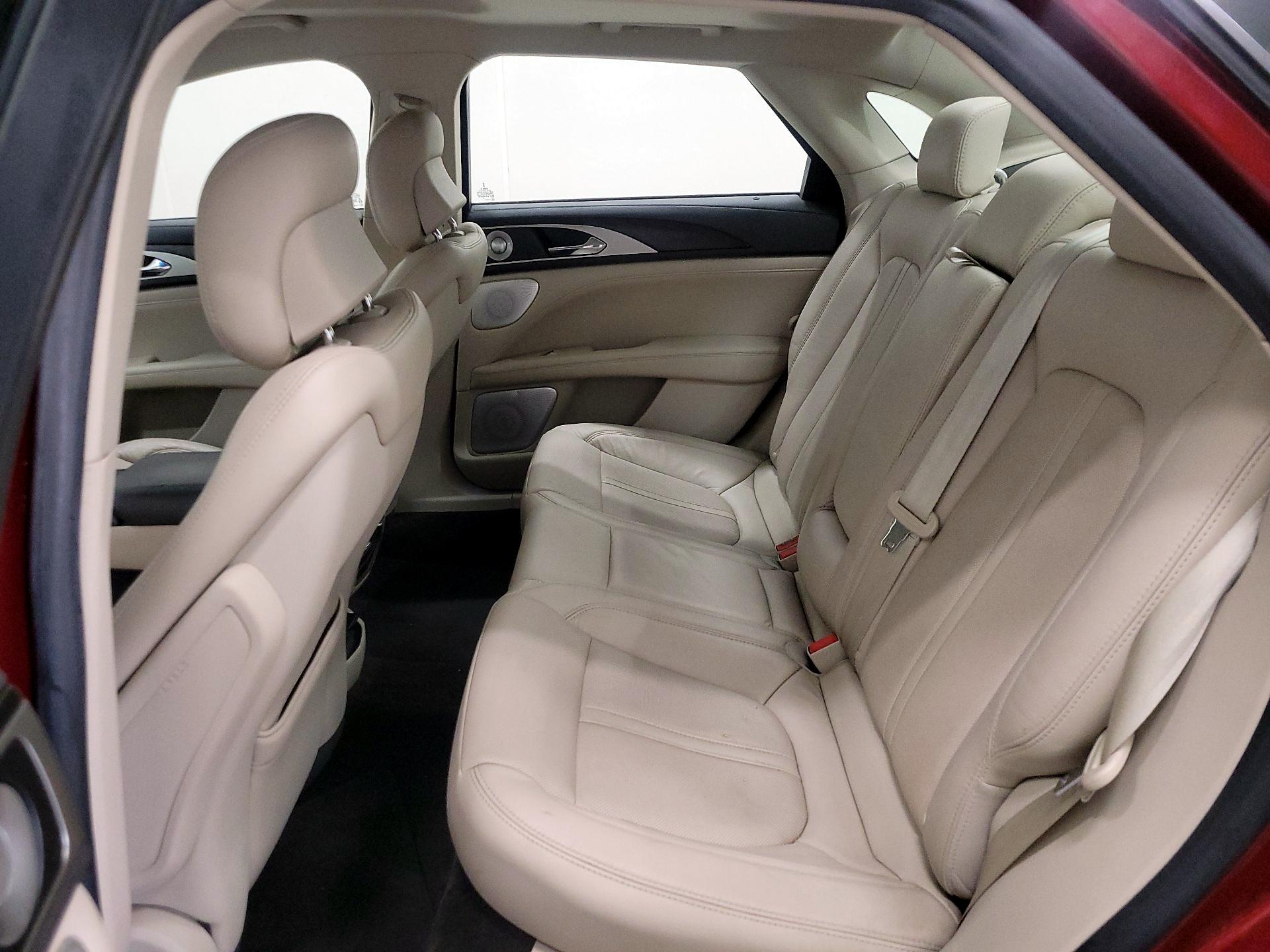 Thumbnail: 2017 Lincoln MKZ - 20