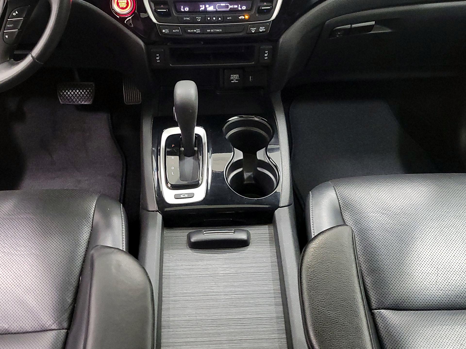 Thumbnail: 2017 Honda Ridgeline - 17