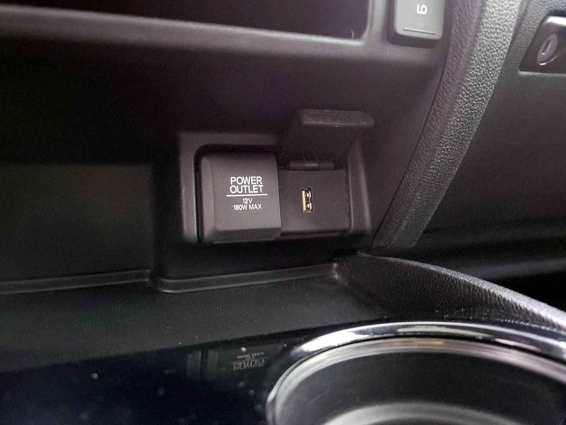 Thumbnail: 2017 Honda Ridgeline - 18