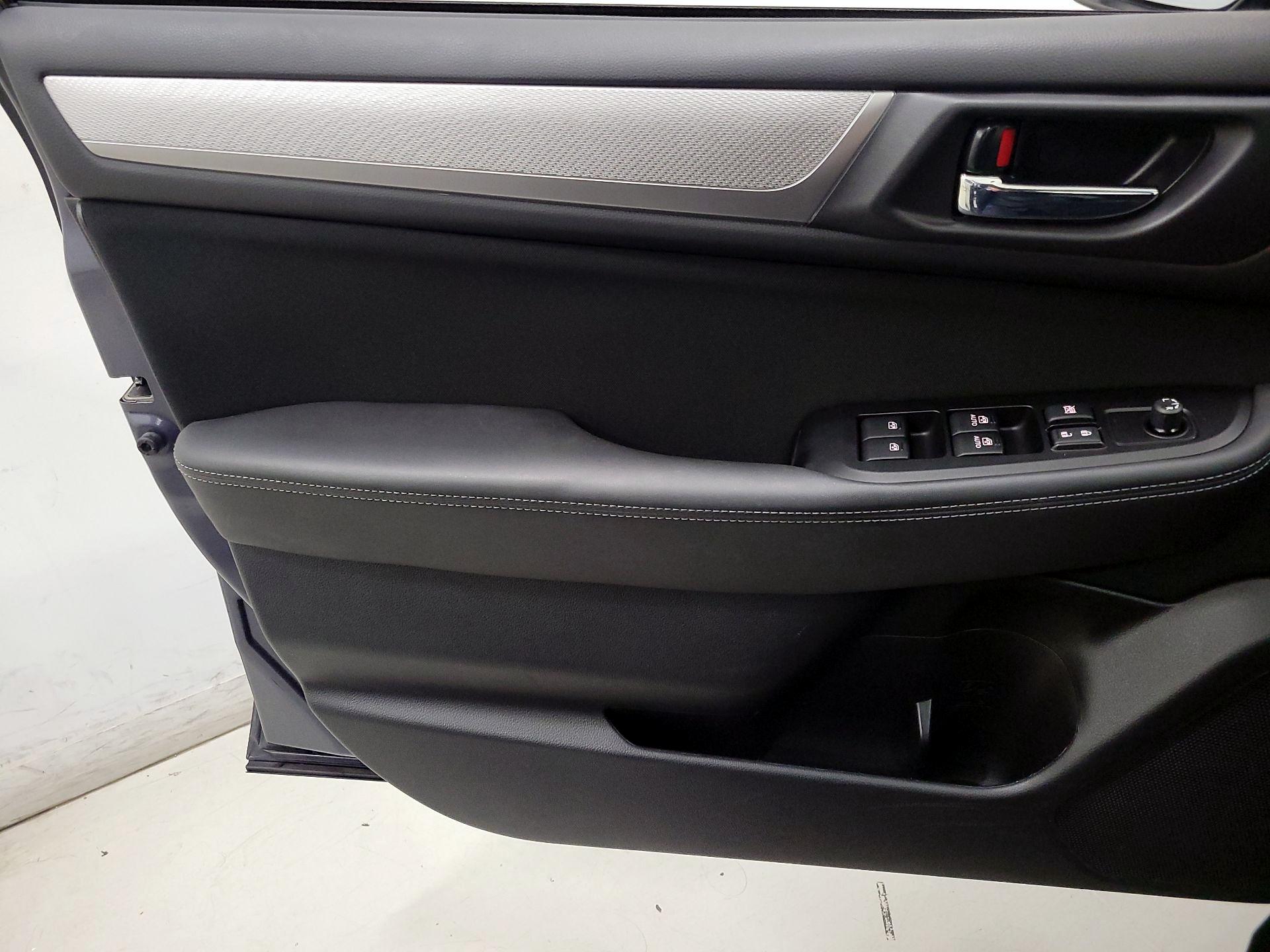 Thumbnail: 2017 Subaru Outback - 12