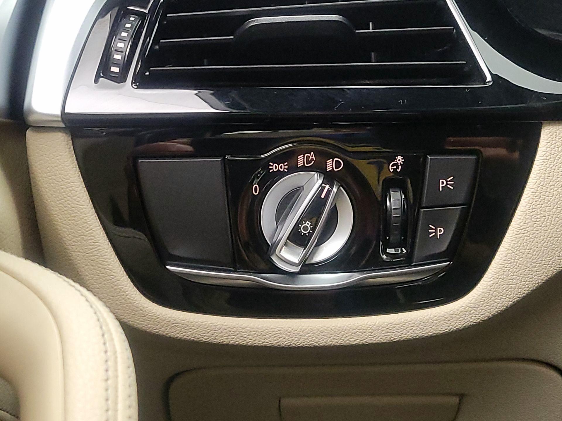 Thumbnail: 2019 BMW 5 Series - 13