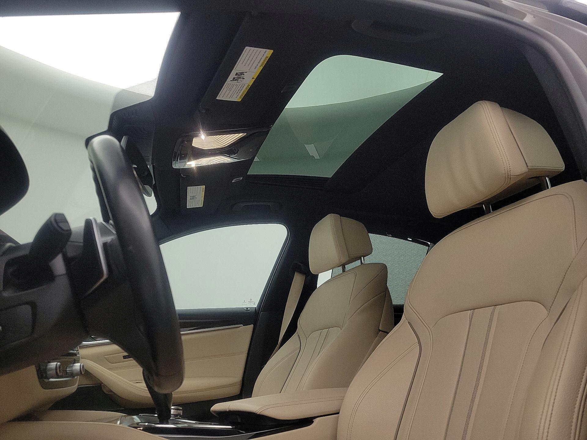 Thumbnail: 2019 BMW 5 Series - 20