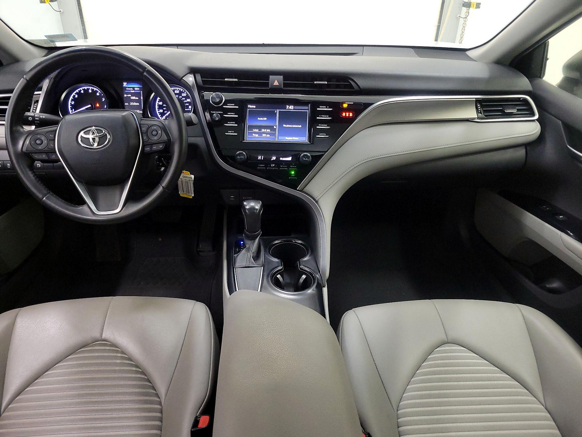 Thumbnail: 2018 Toyota Camry - 9