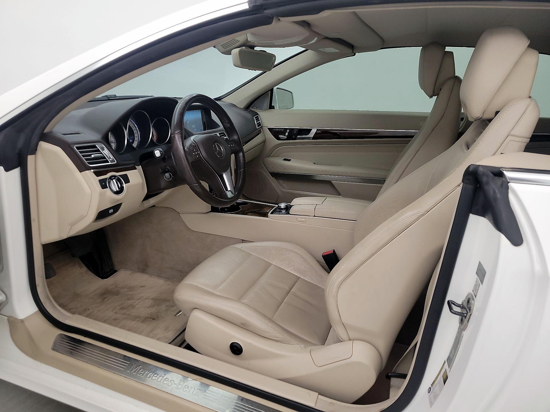 Thumbnail: 2015 Mercedes-Benz E-Class - 11