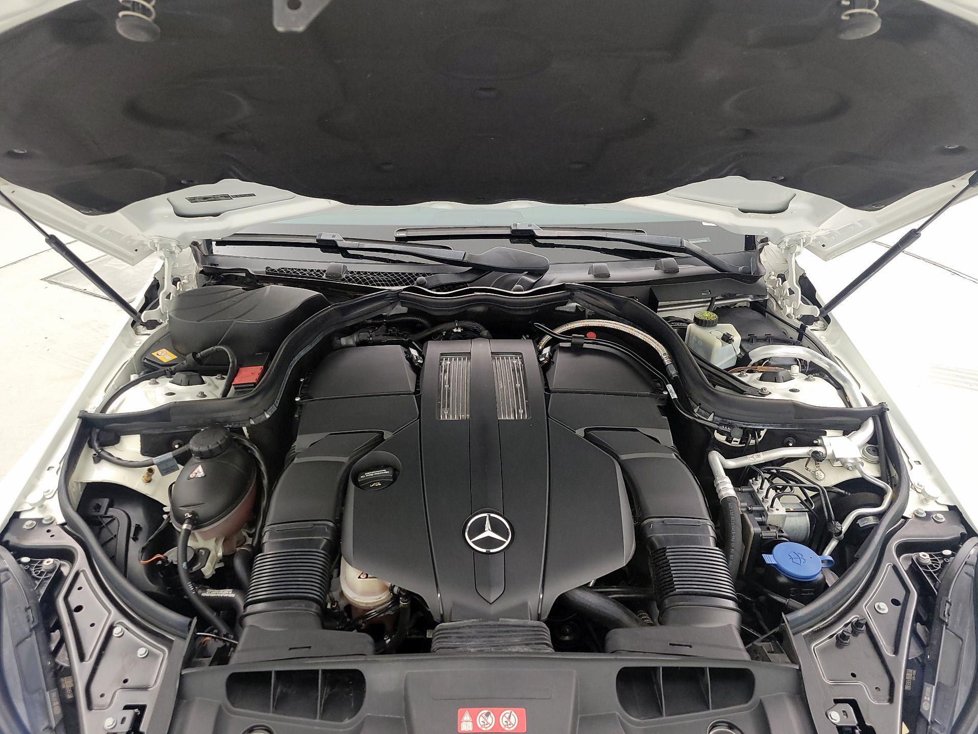 Thumbnail: 2015 Mercedes-Benz E-Class - 20