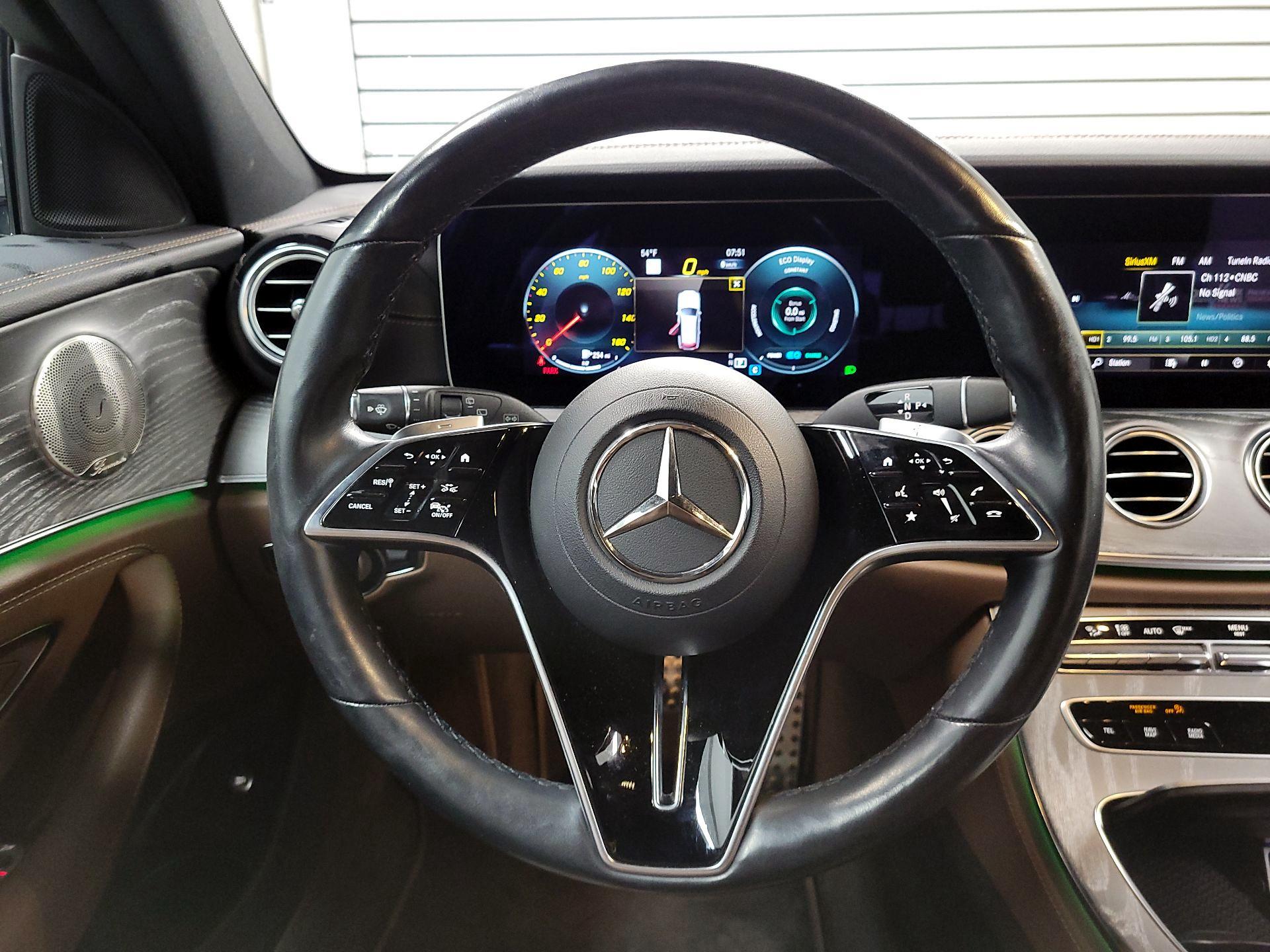 Thumbnail: 2022 Mercedes-Benz E-Class - 10