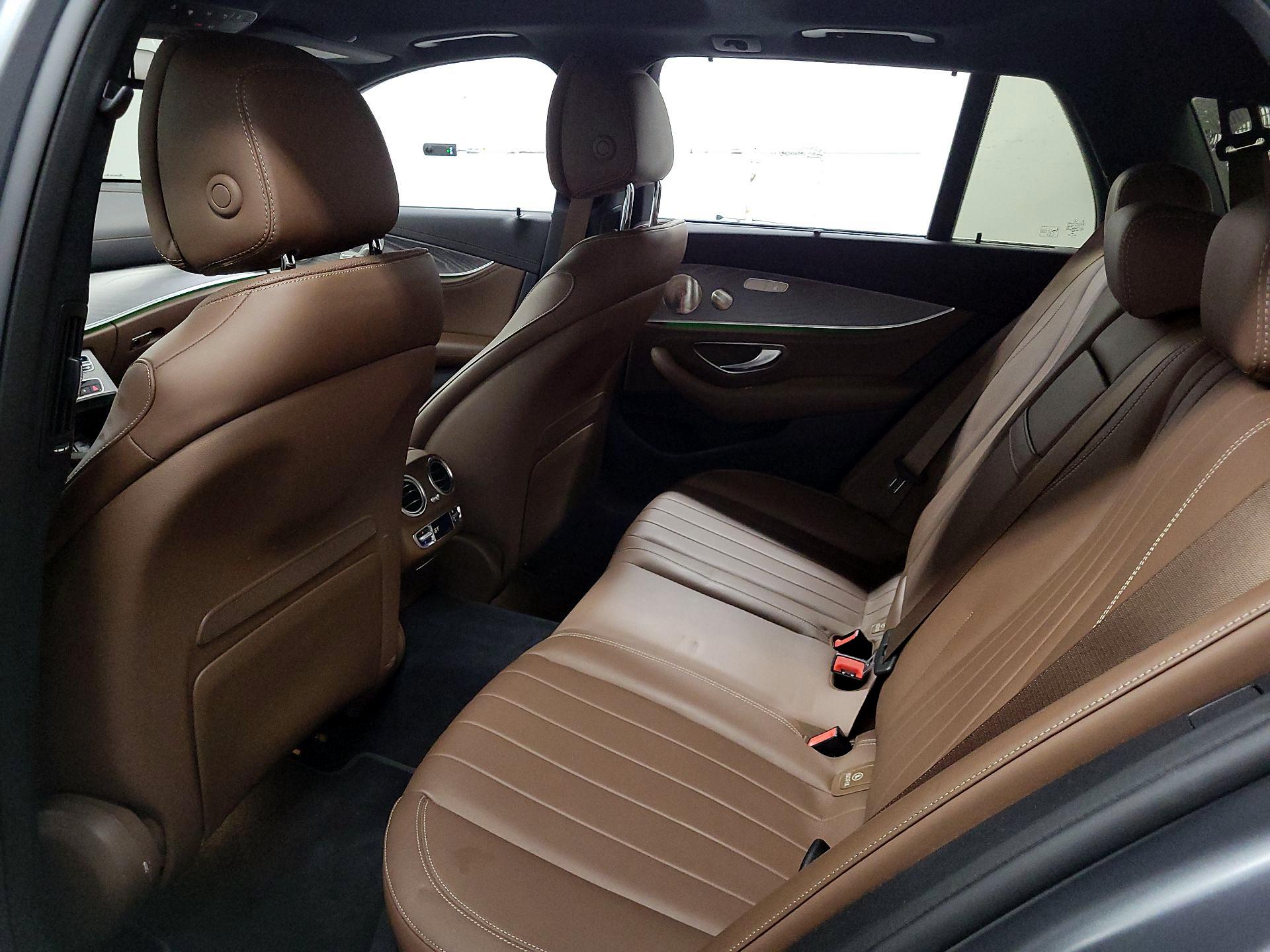 Thumbnail: 2022 Mercedes-Benz E-Class - 17