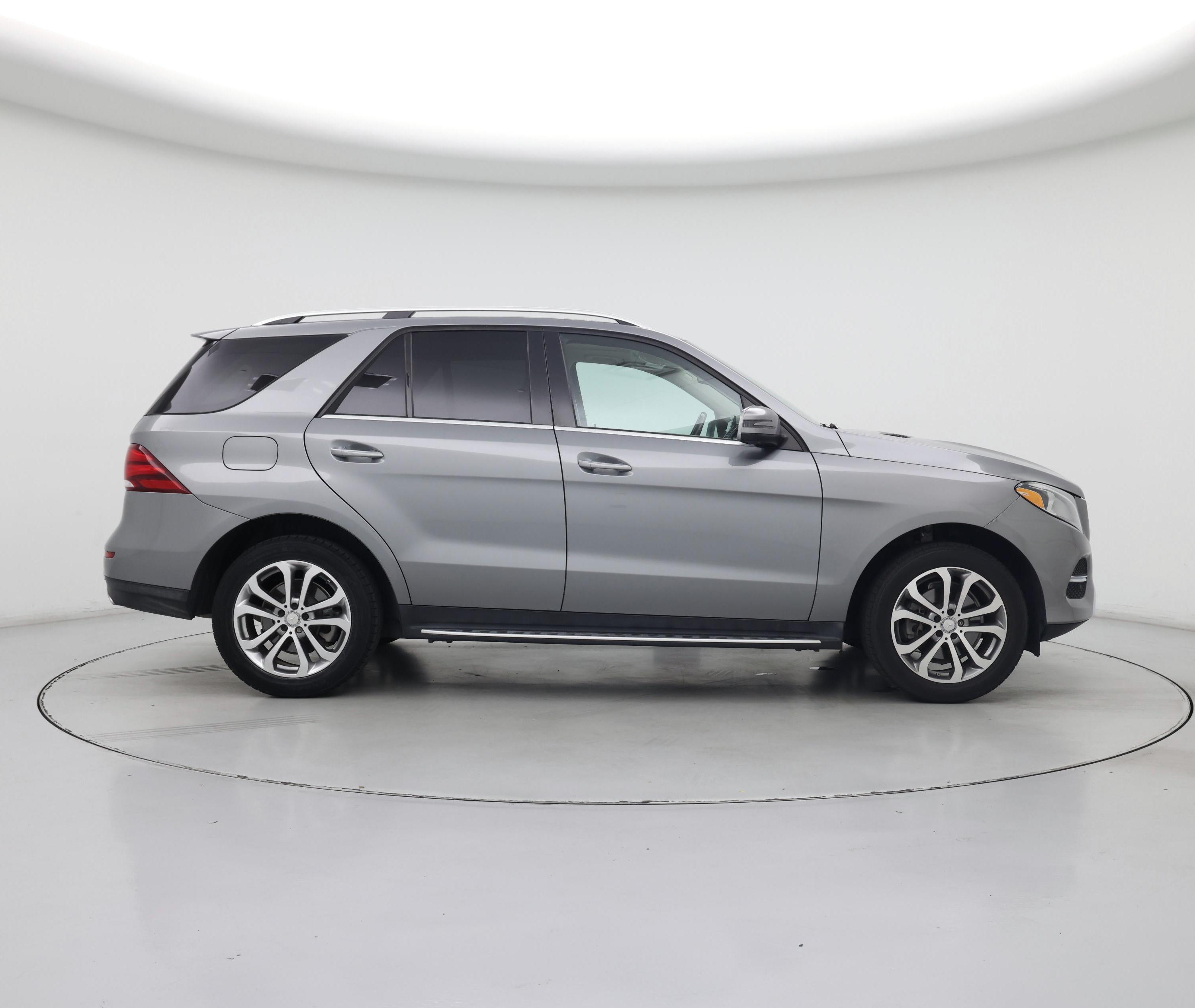 Thumbnail: 2016 Mercedes-Benz GLE - 7