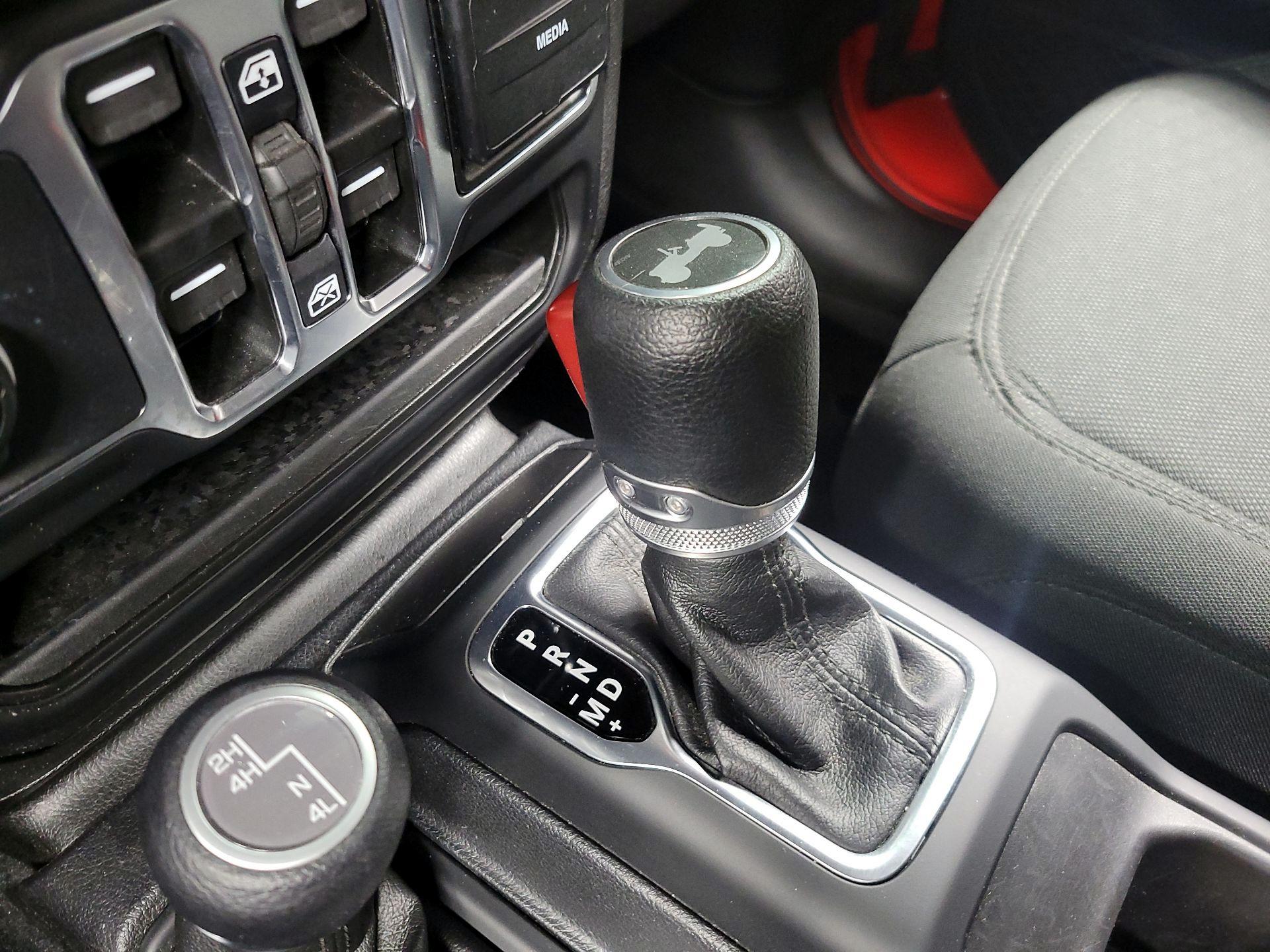 Thumbnail: 2021 Jeep Wrangler - 17