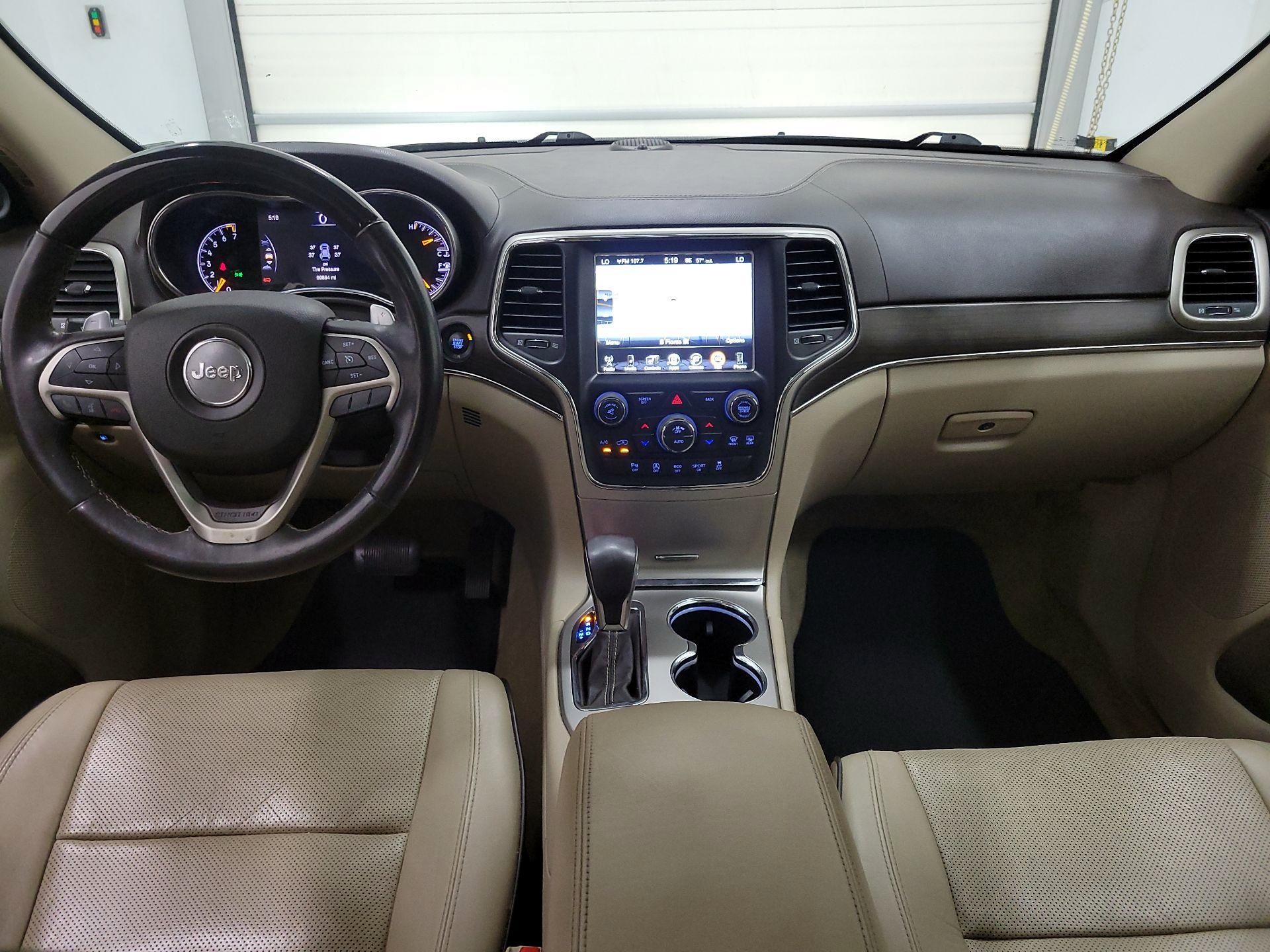 Thumbnail: 2017 Jeep Grand Cherokee - 9