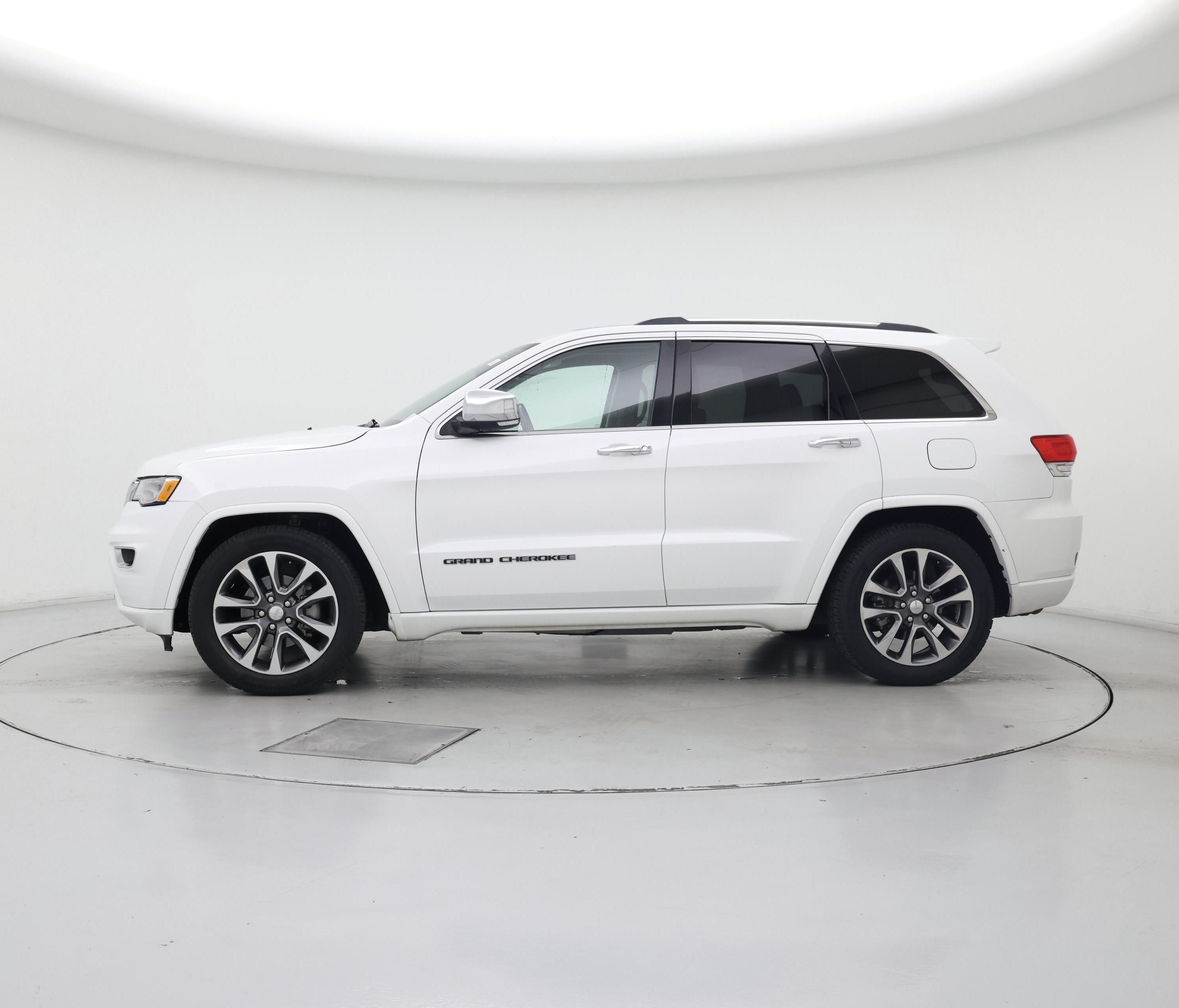 Thumbnail: 2017 Jeep Grand Cherokee - 3