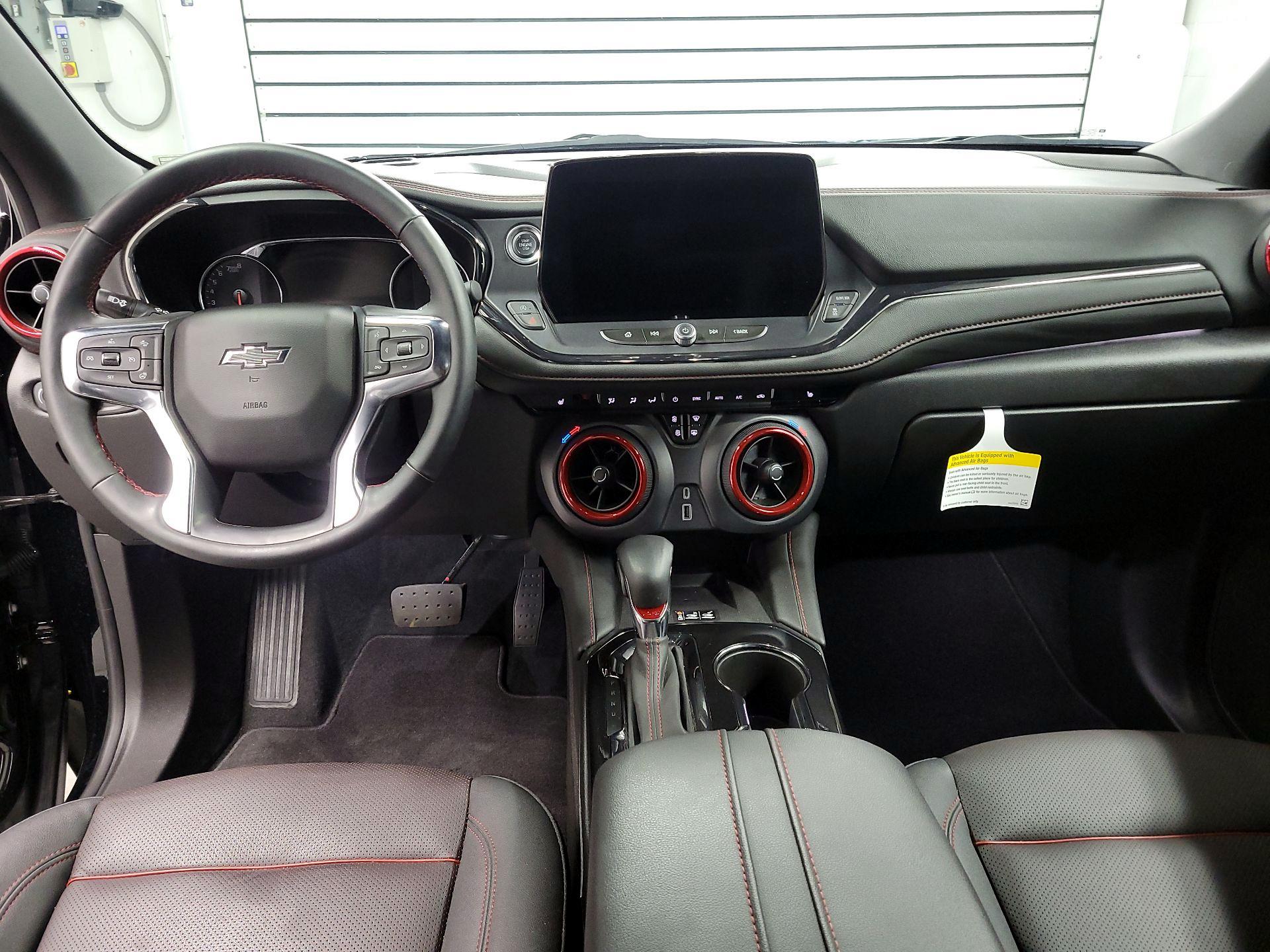 Thumbnail: 2025 Chevrolet Blazer - 9