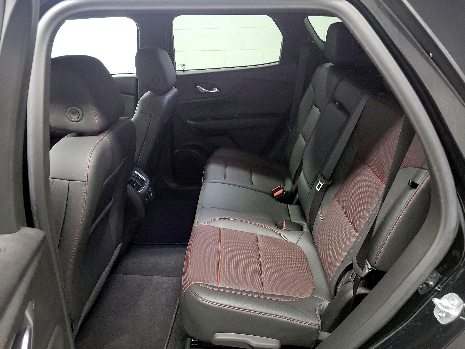 Thumbnail: 2025 Chevrolet Blazer - 19