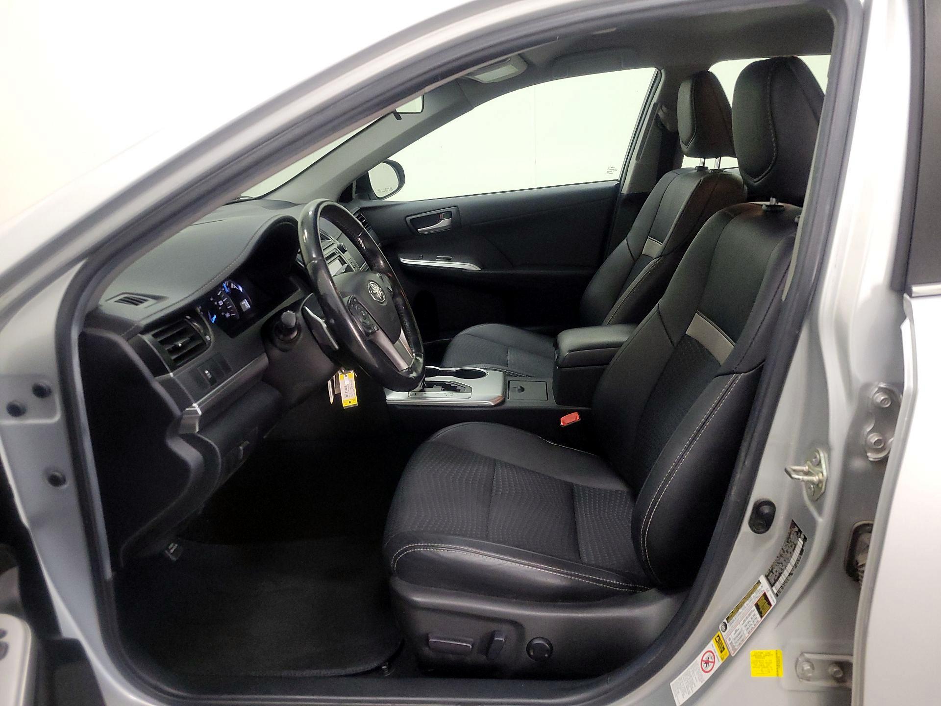 Thumbnail: 2014 Toyota Camry - 11