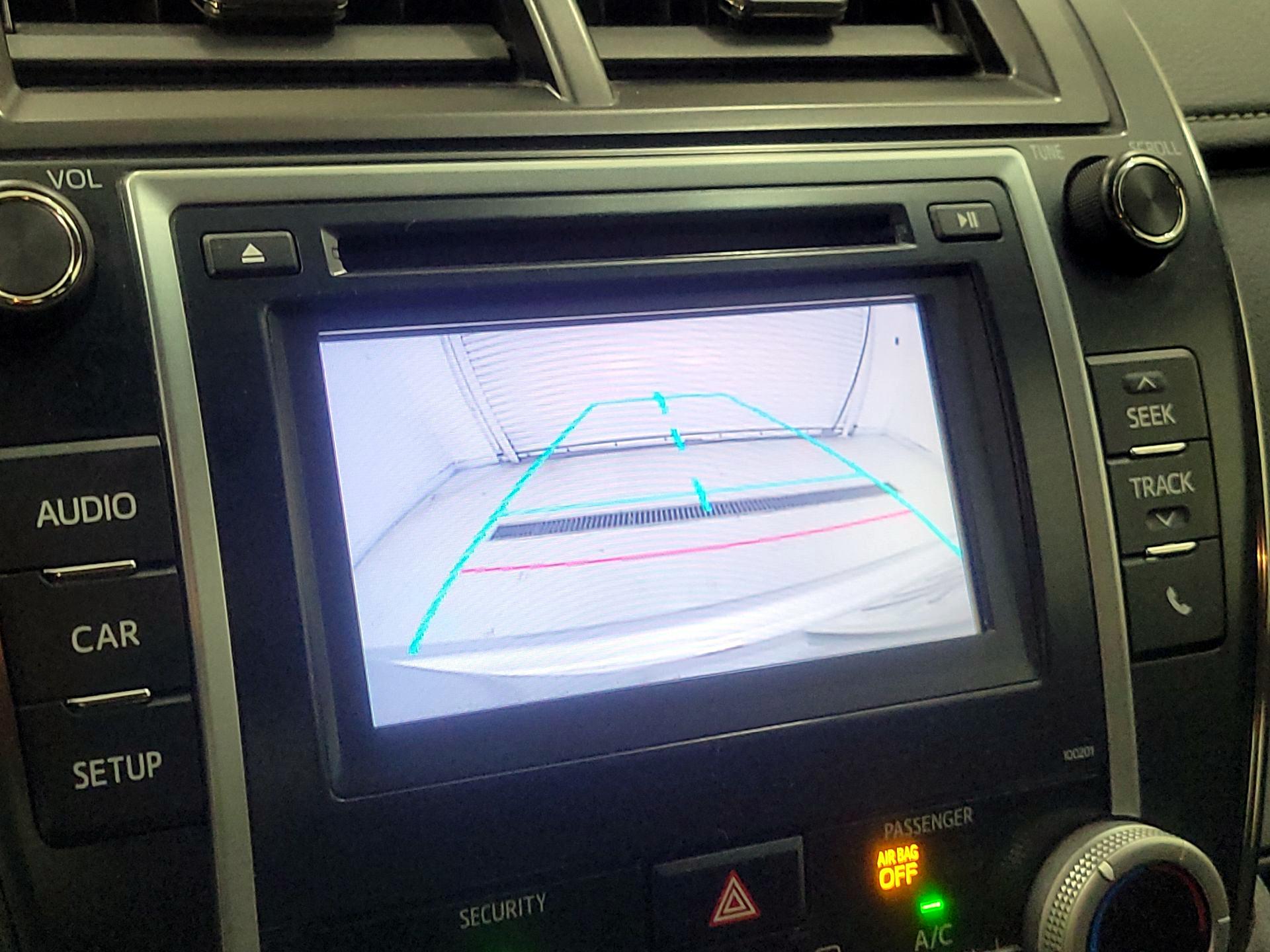 Thumbnail: 2014 Toyota Camry - 14