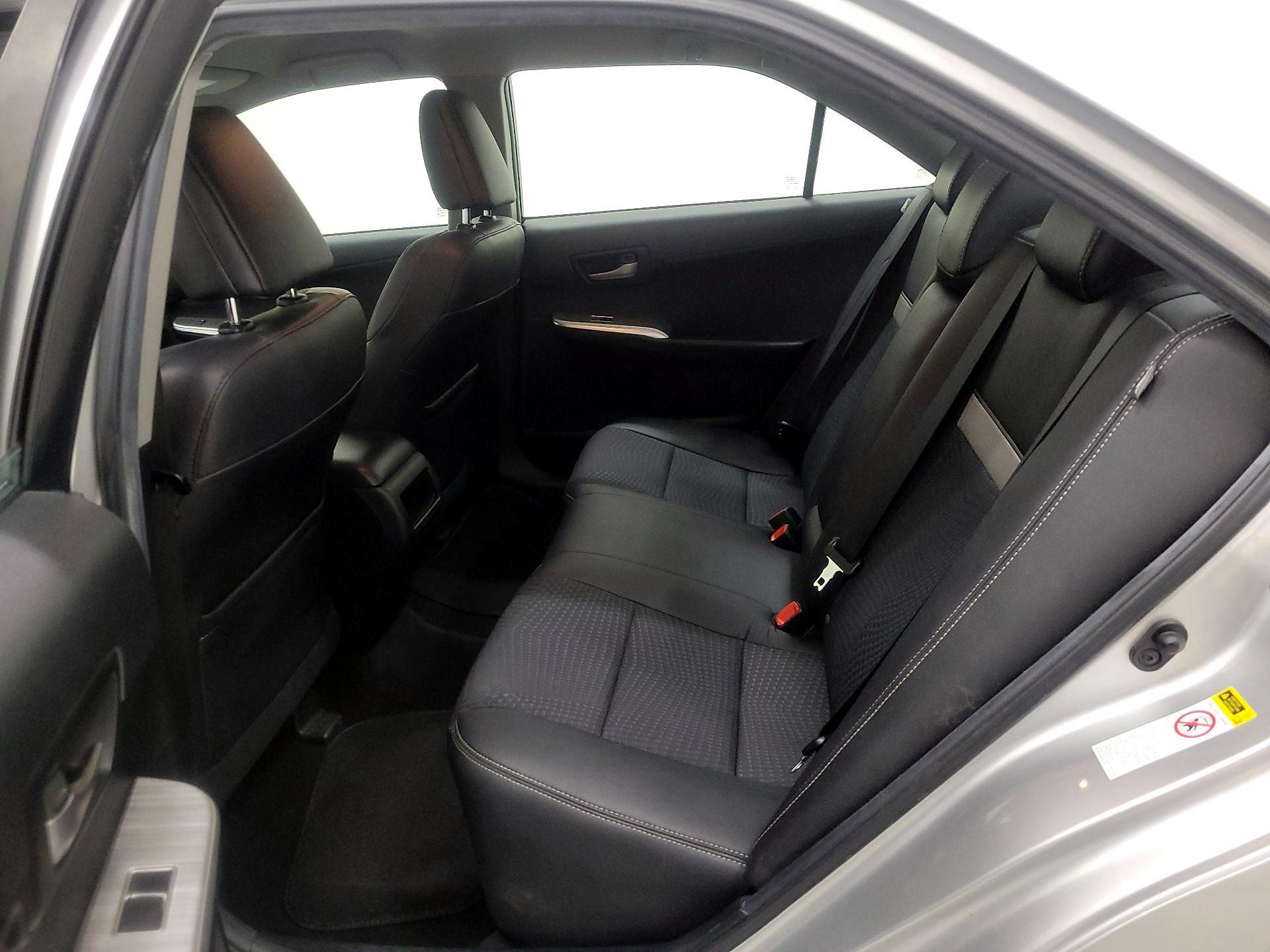 Thumbnail: 2014 Toyota Camry - 19