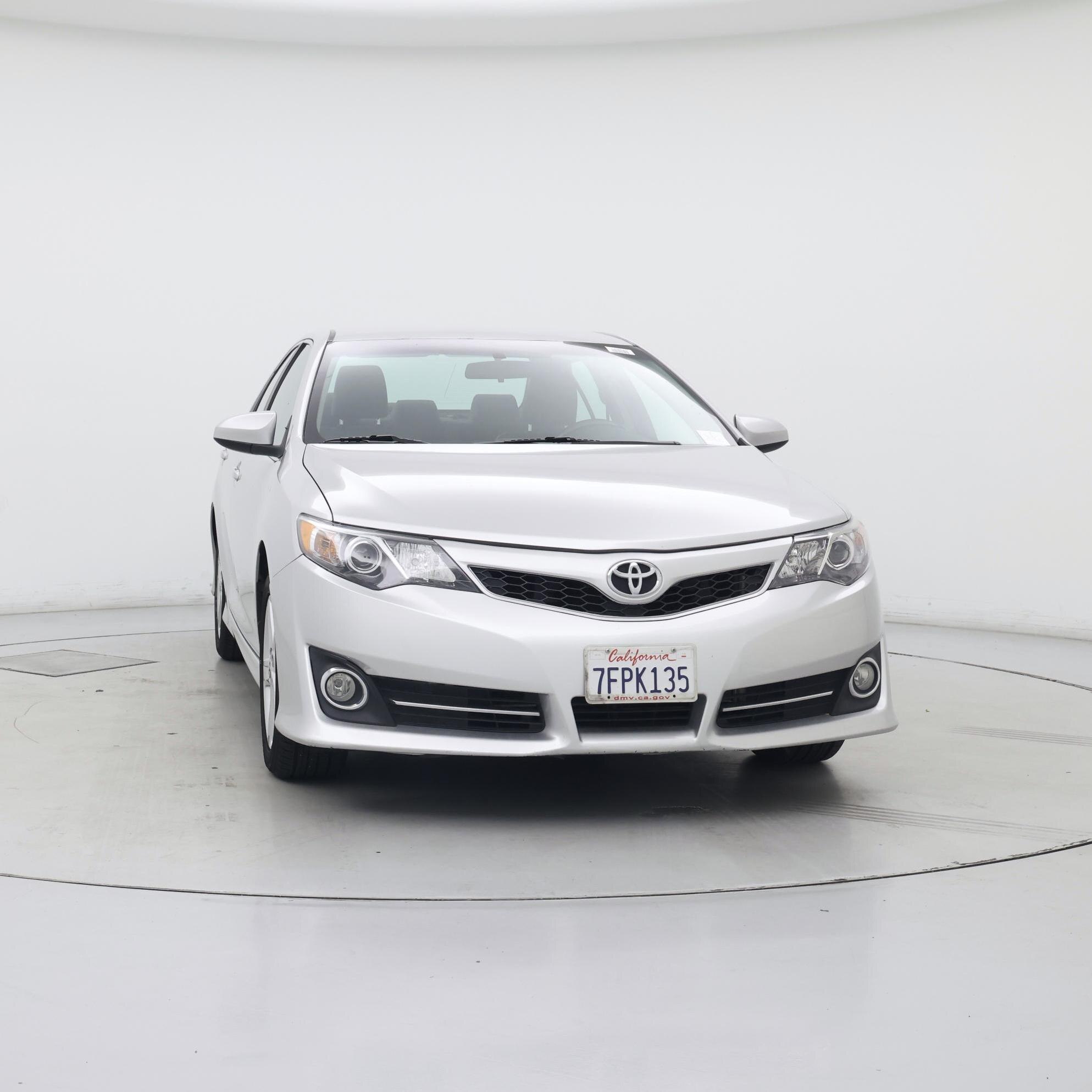 Thumbnail: 2014 Toyota Camry - 5