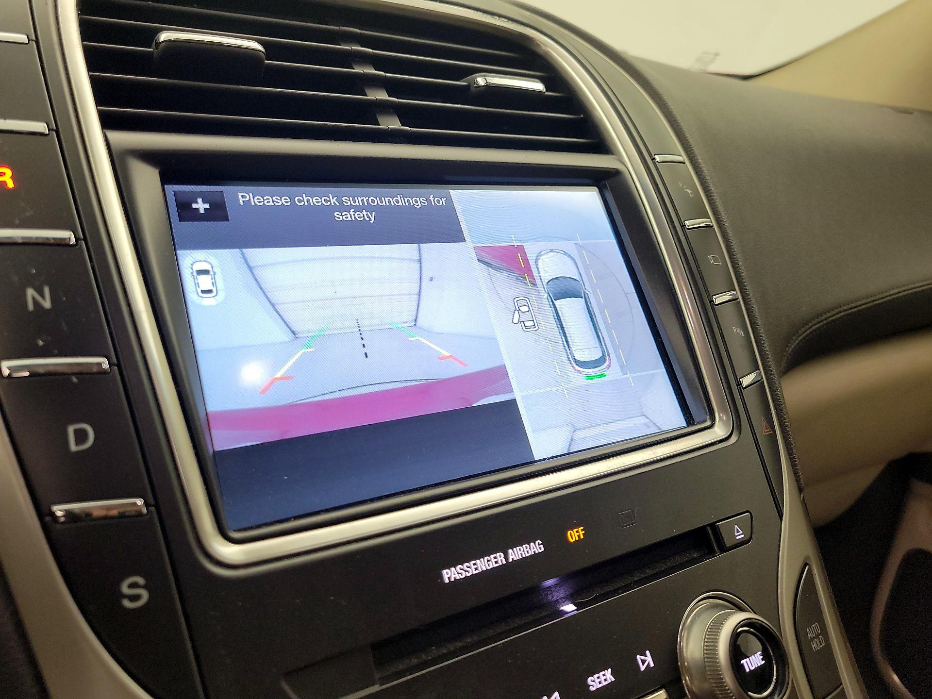 Thumbnail: 2016 Lincoln MKX - 15