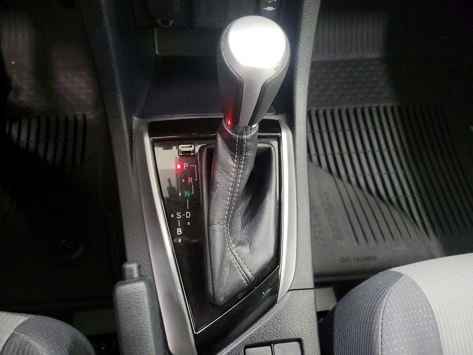 Thumbnail: 2017 Toyota Corolla - 17