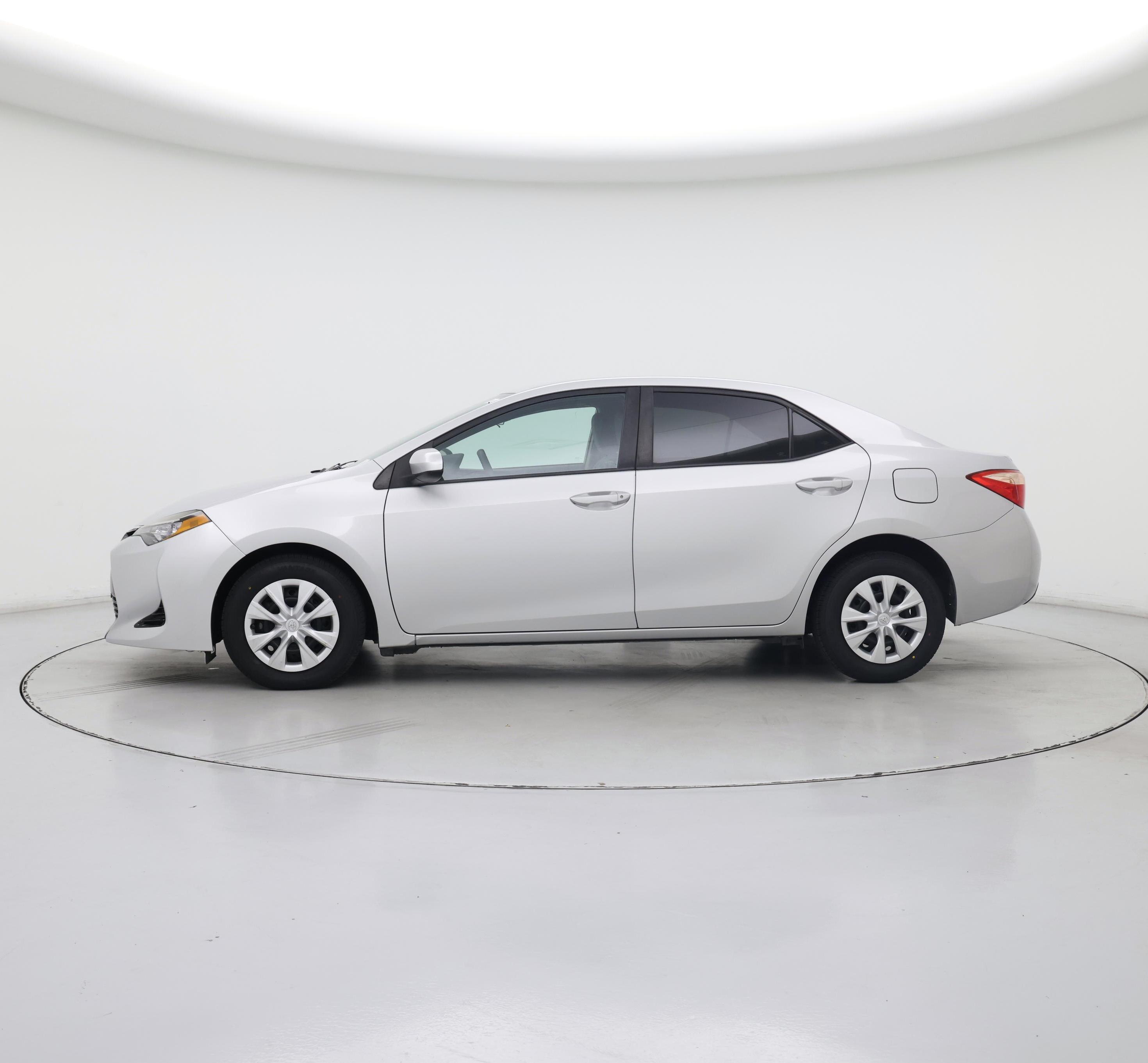 Thumbnail: 2017 Toyota Corolla - 3