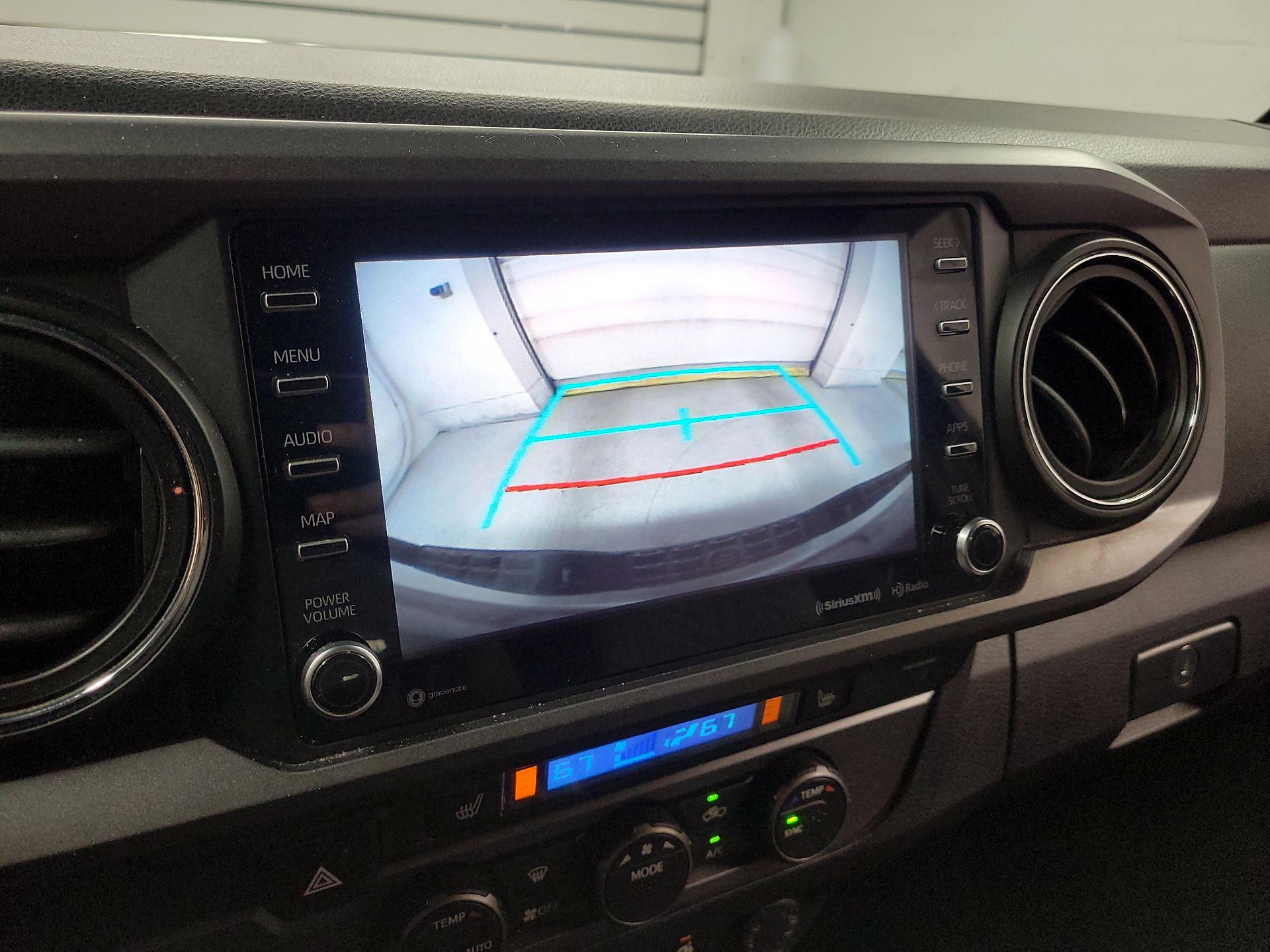 Thumbnail: 2020 Toyota Tacoma - 15