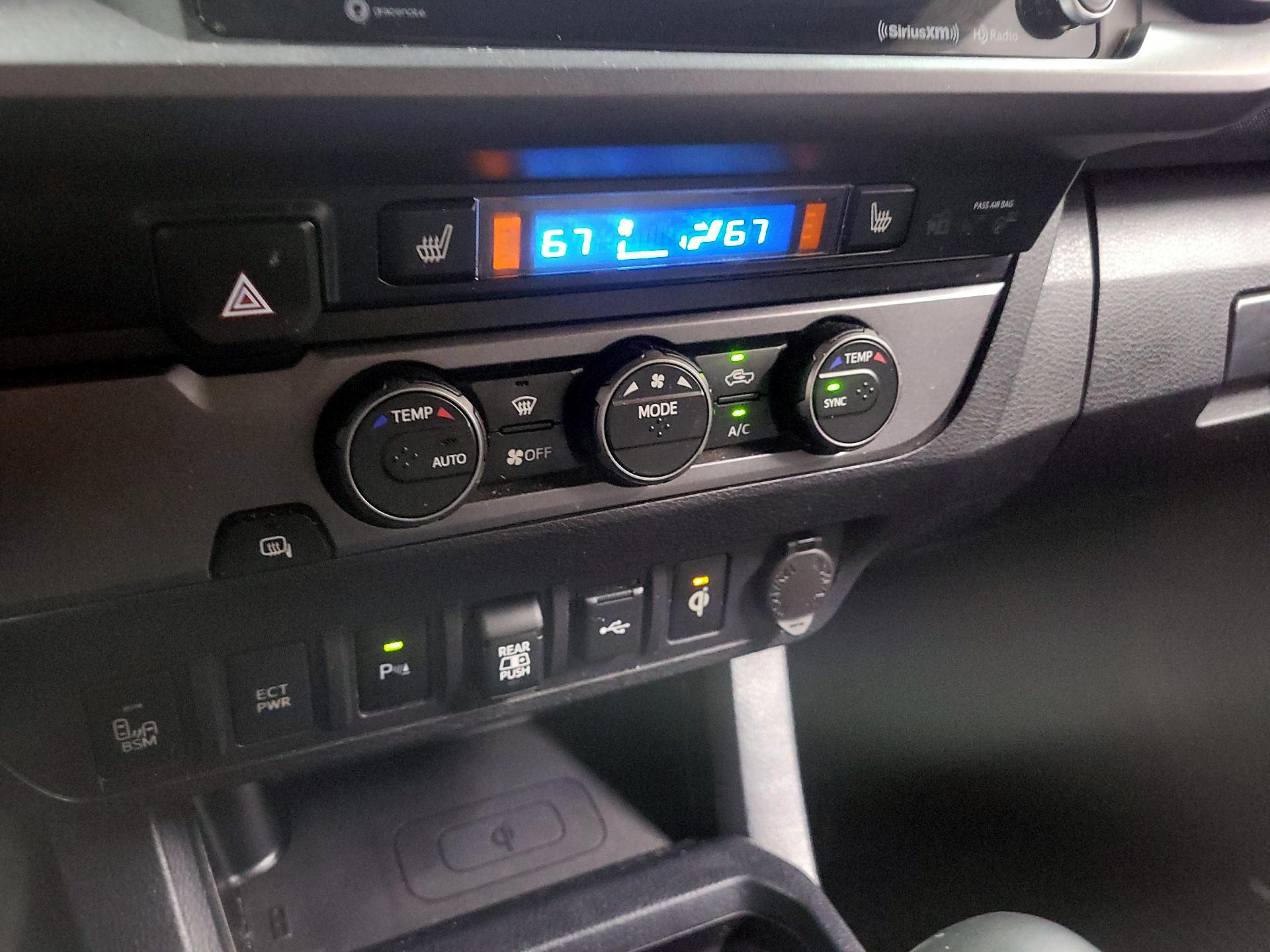 Thumbnail: 2020 Toyota Tacoma - 17