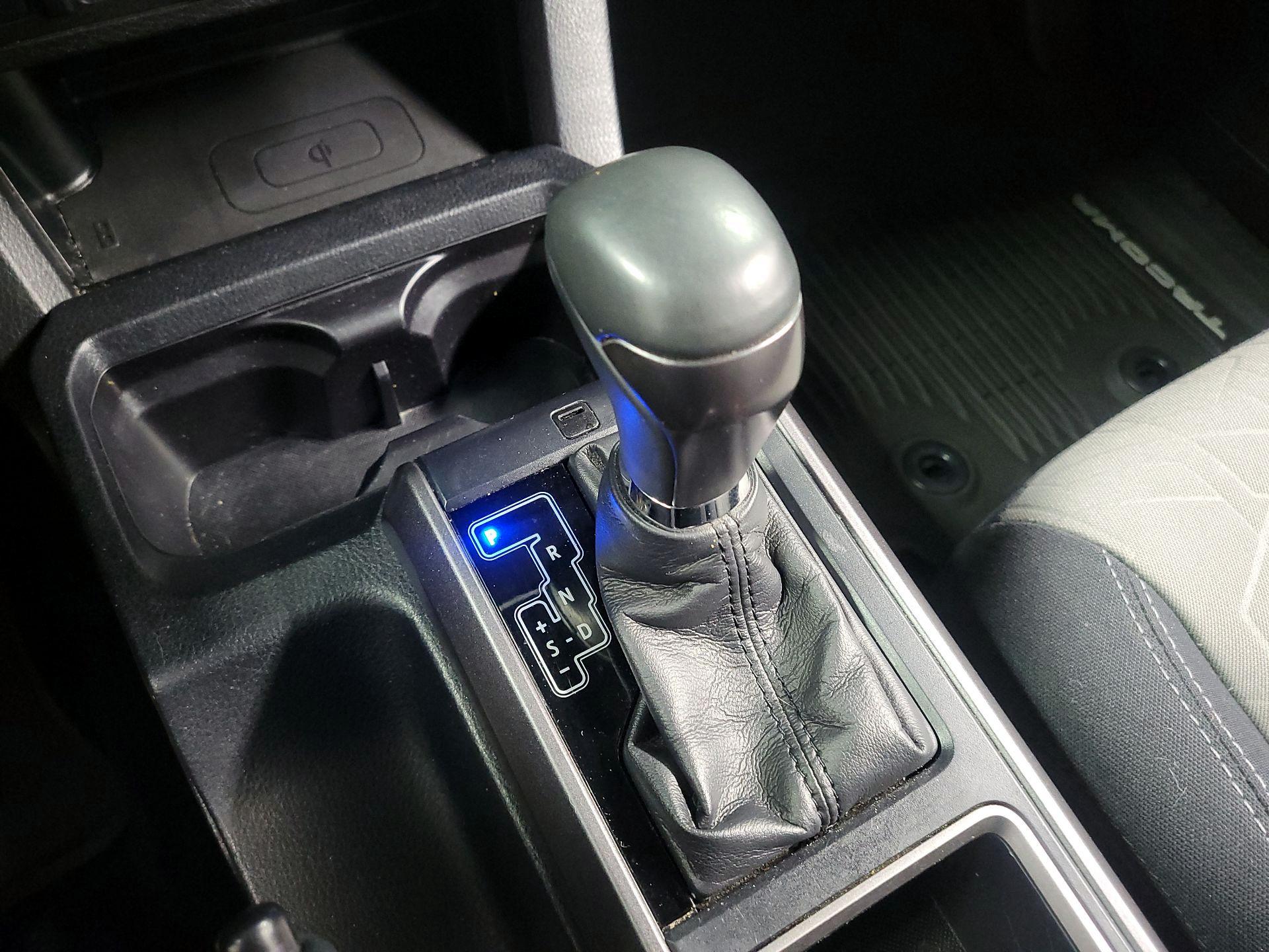 Thumbnail: 2020 Toyota Tacoma - 18