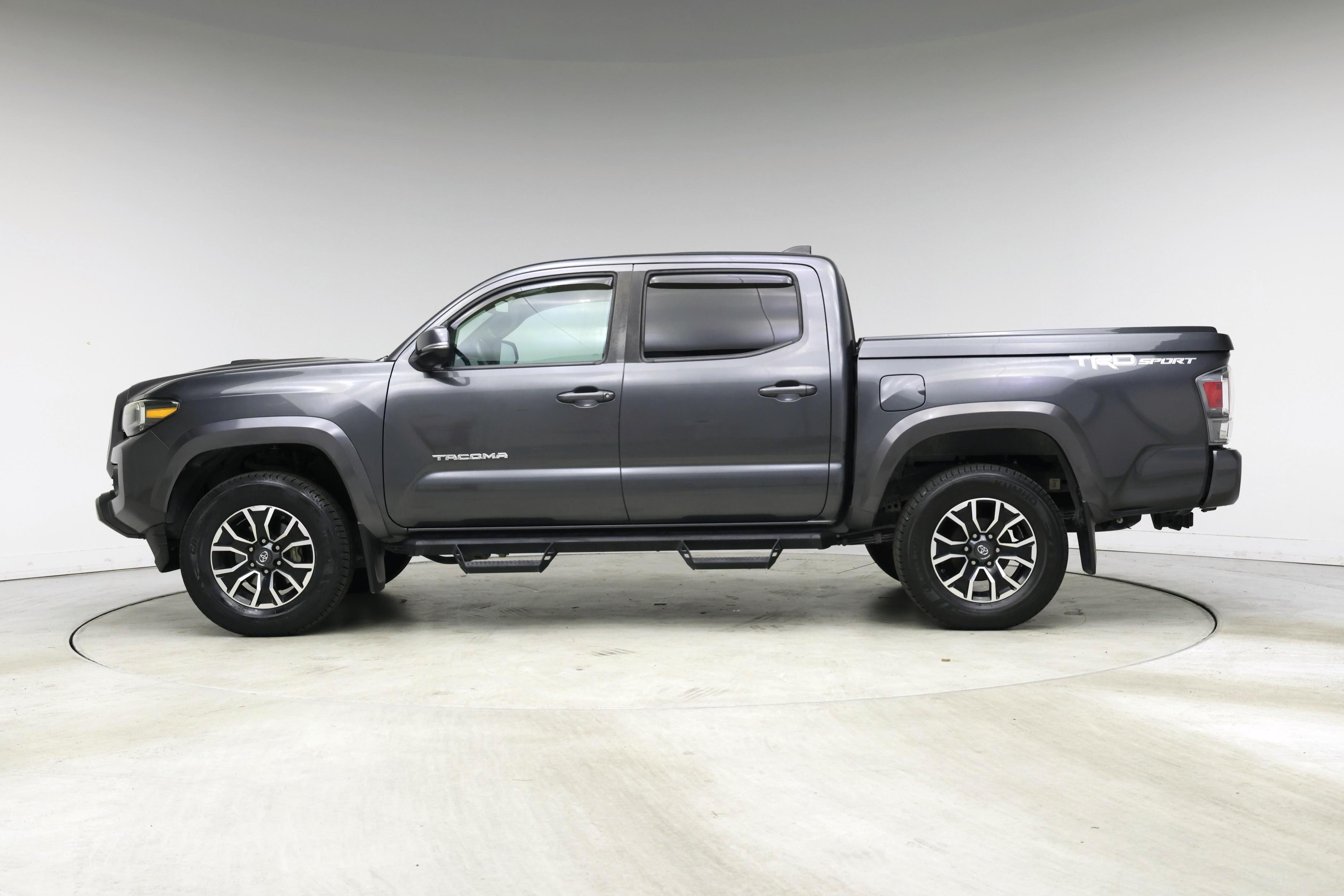 Thumbnail: 2020 Toyota Tacoma - 3