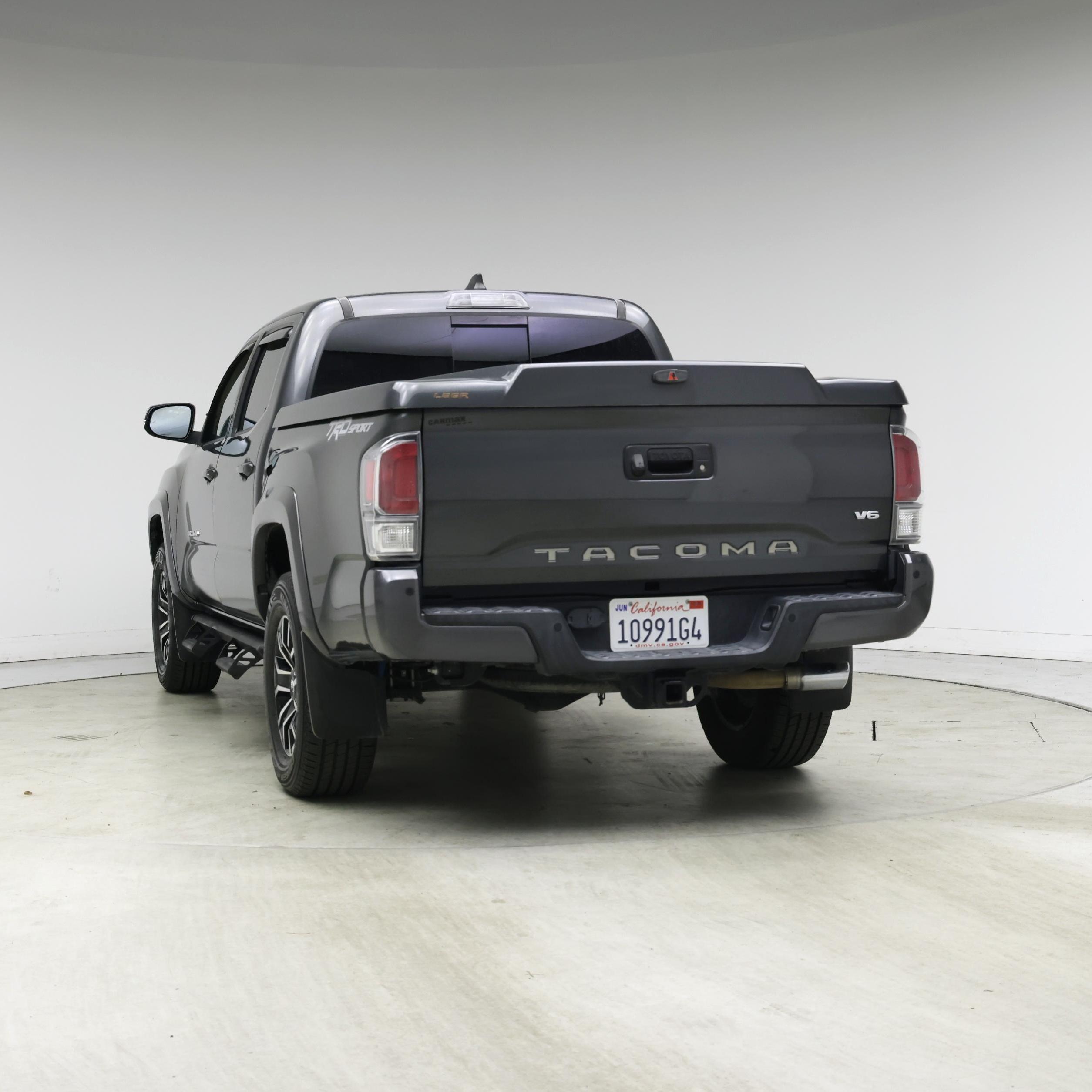 Thumbnail: 2020 Toyota Tacoma - 6