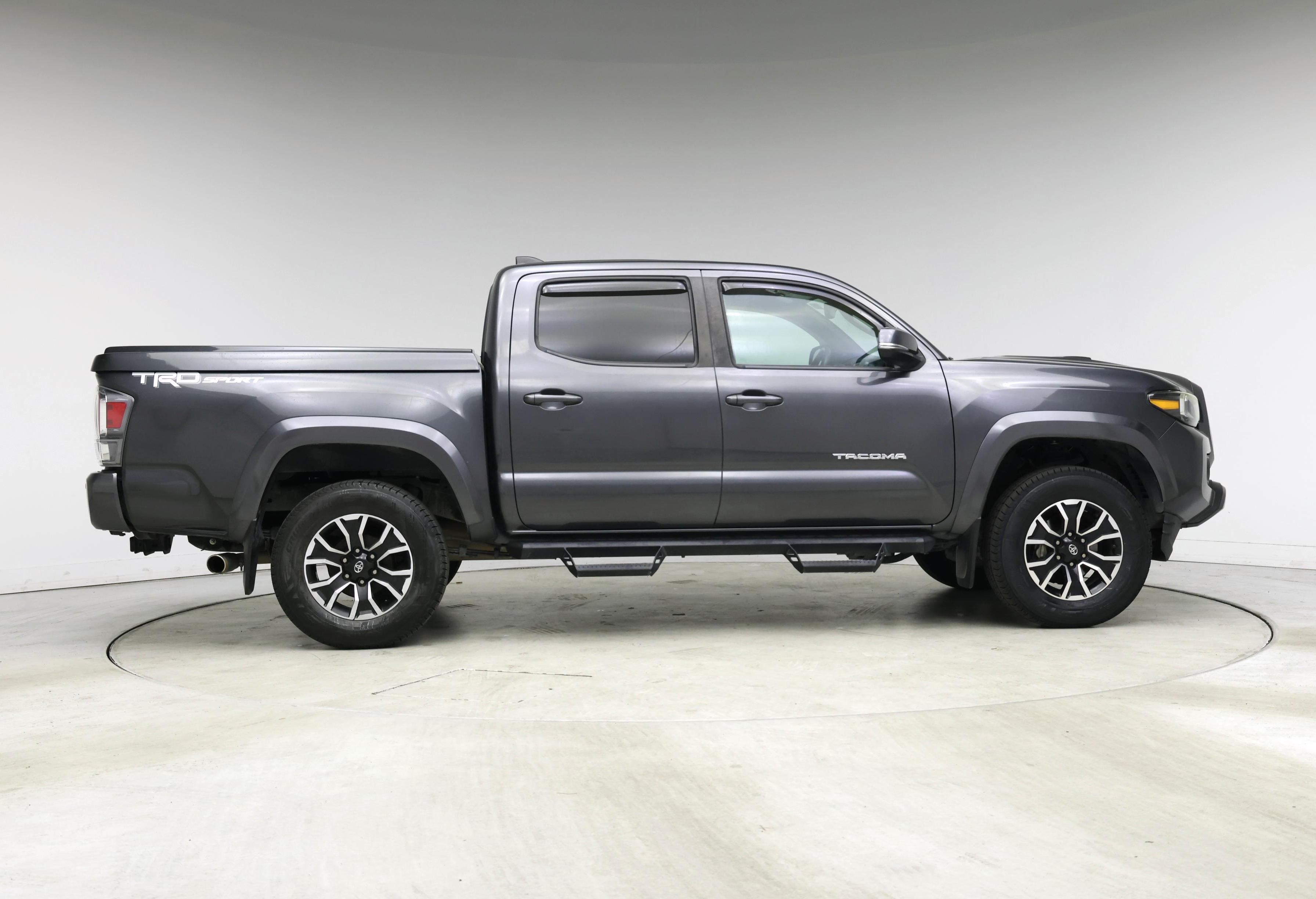 Thumbnail: 2020 Toyota Tacoma - 7