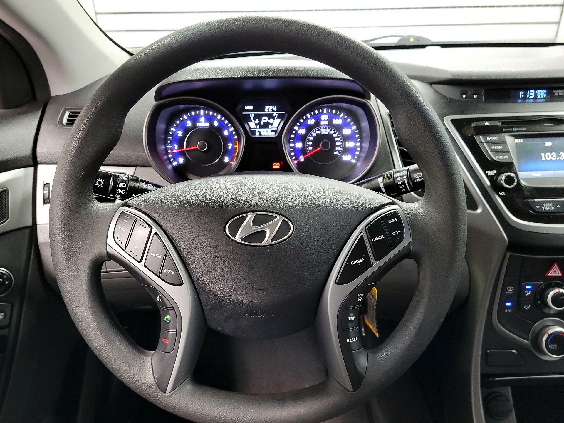 Thumbnail: 2015 Hyundai Elantra - 10