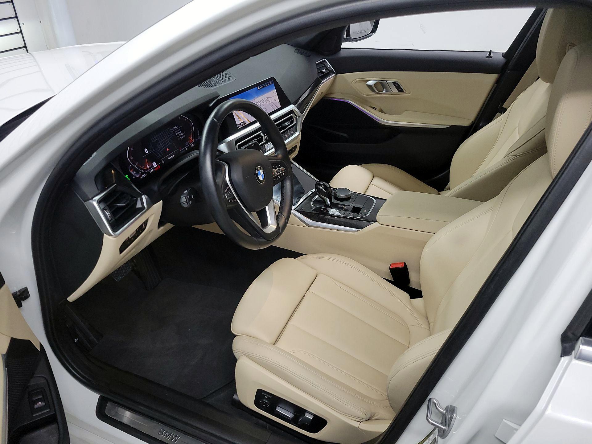 Thumbnail: 2021 BMW 3 Series - 11