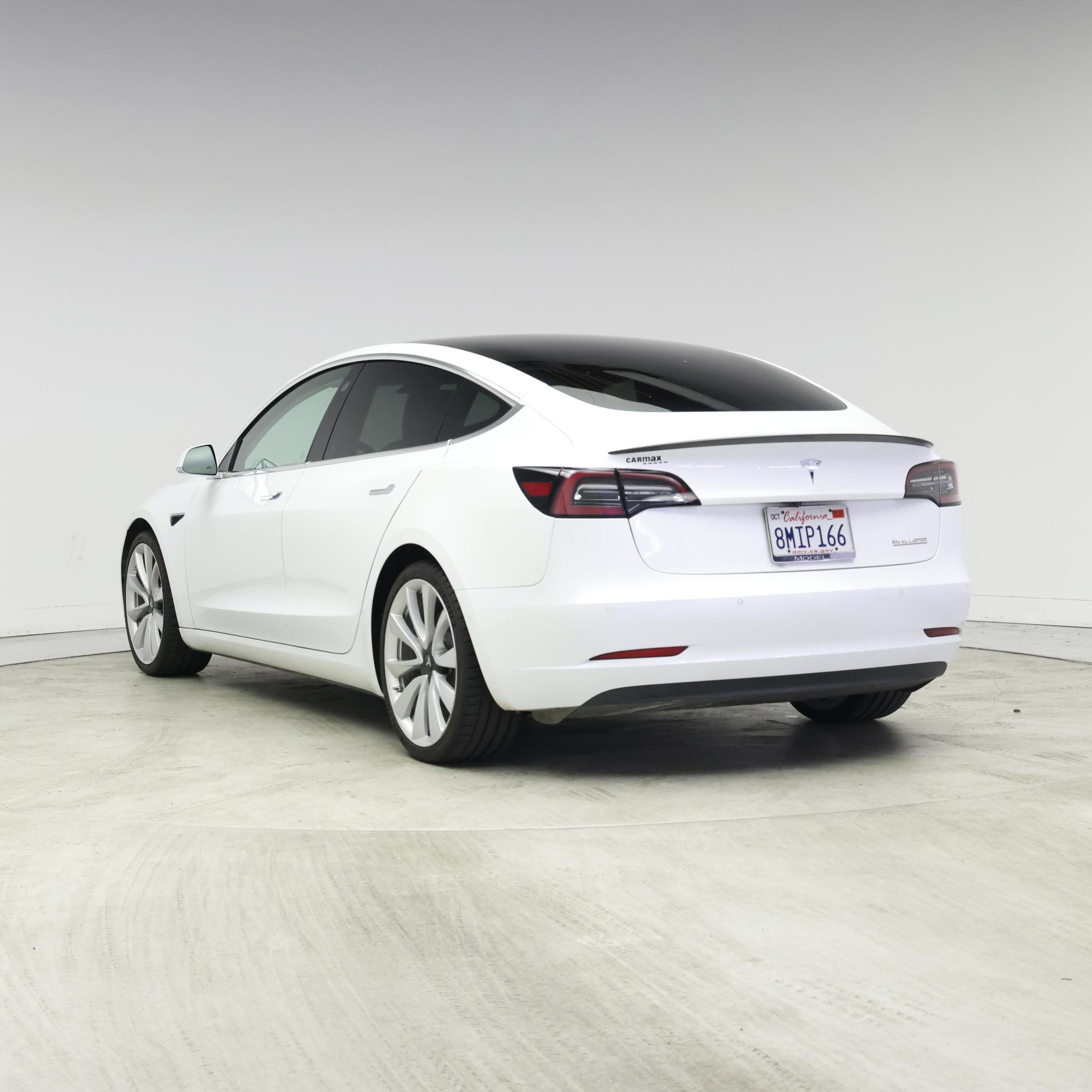 Thumbnail: 2019 Tesla Model 3 - 2