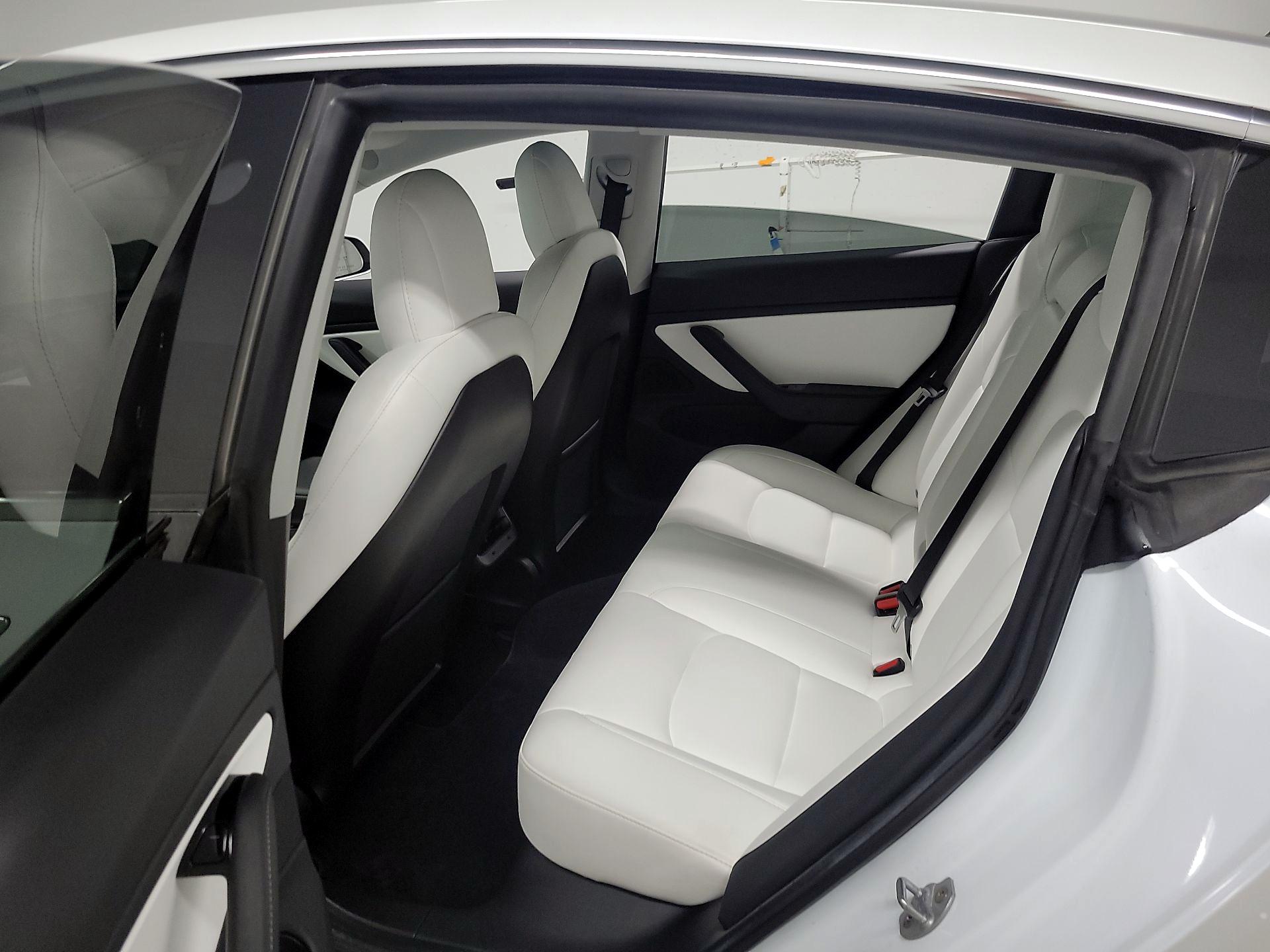 Thumbnail: 2019 Tesla Model 3 - 19